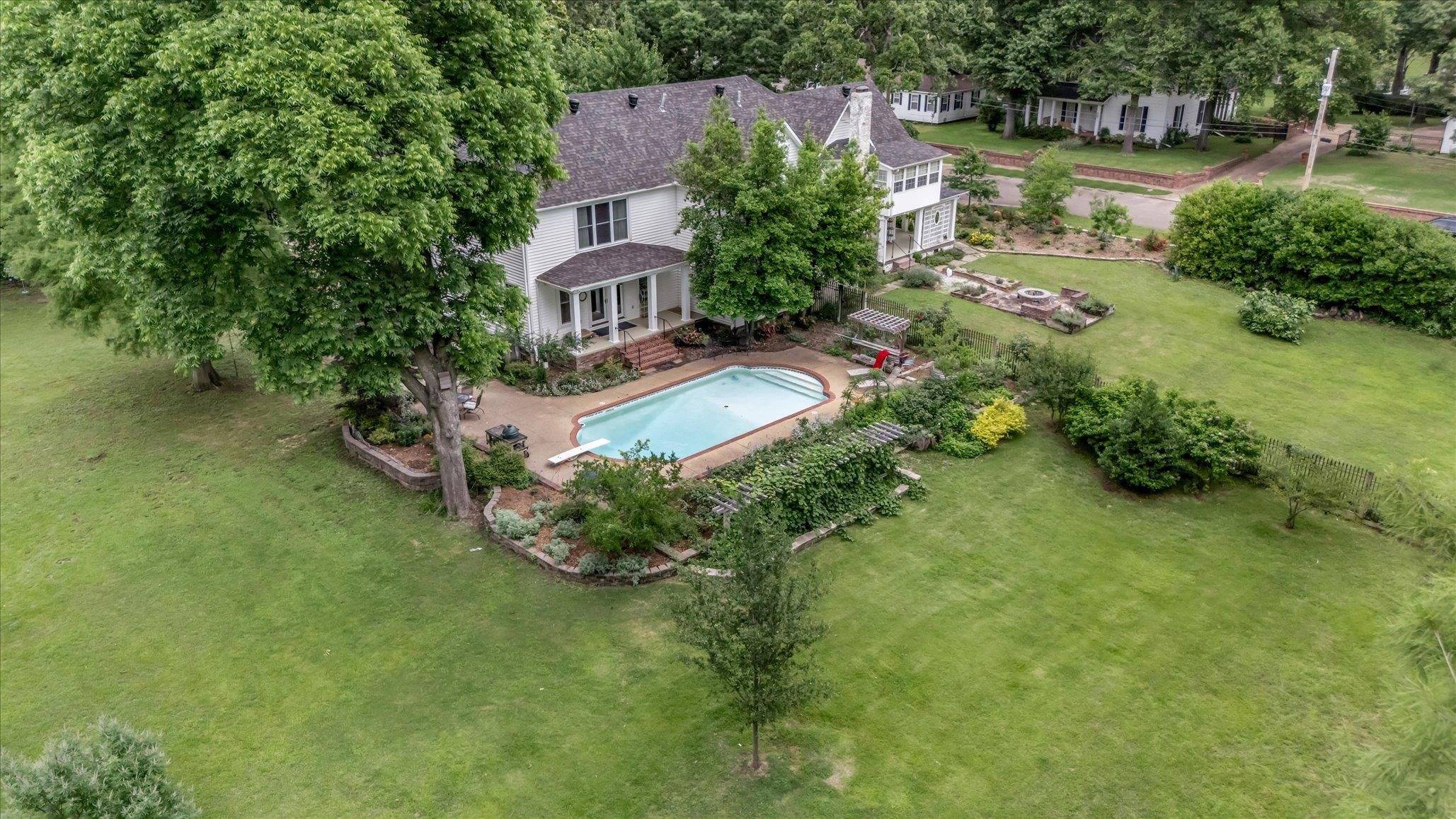 Jonesboro, AR 72401,1235 Haven