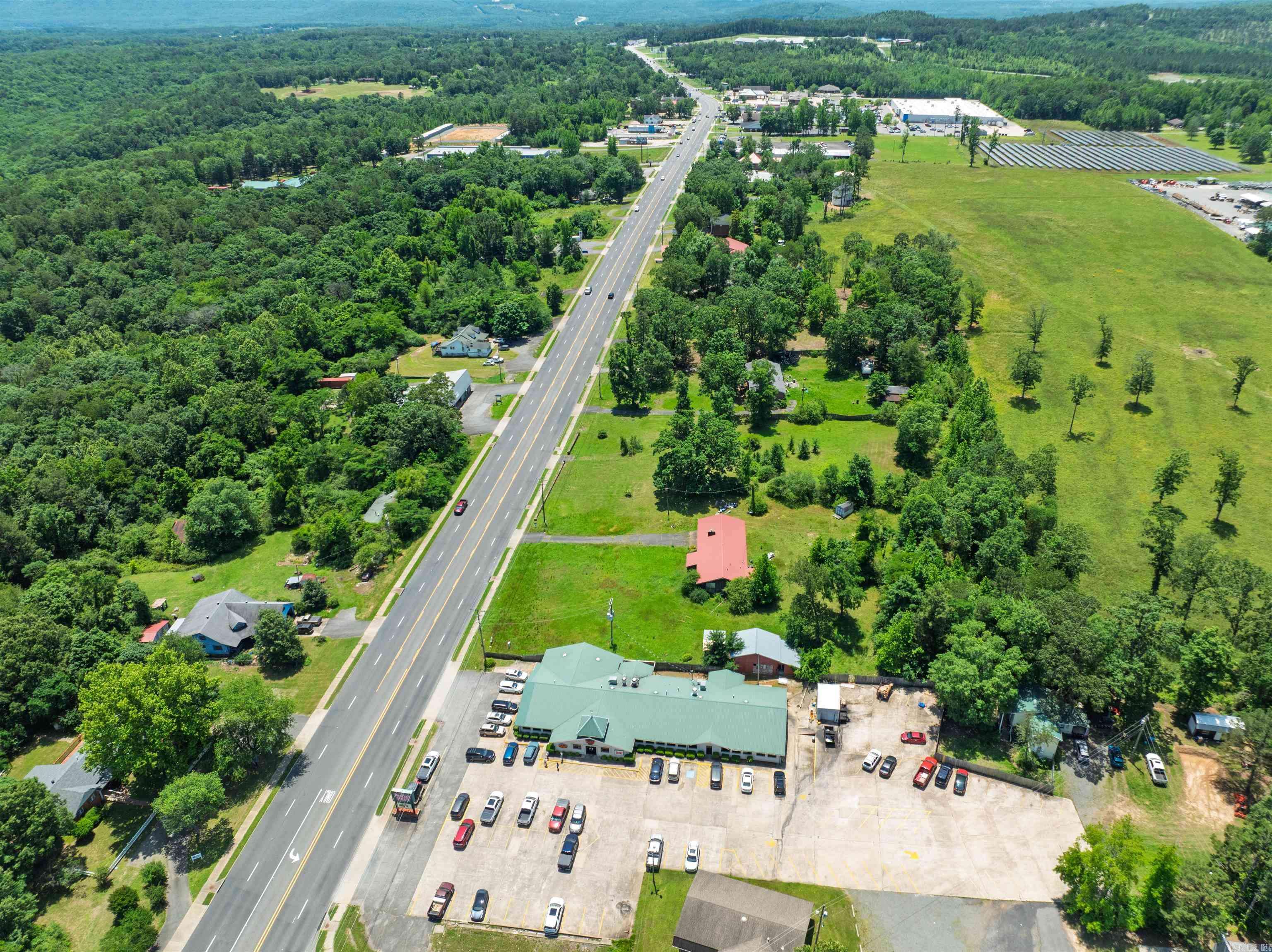 Clinton, AR 72031,1518 S Highway 65