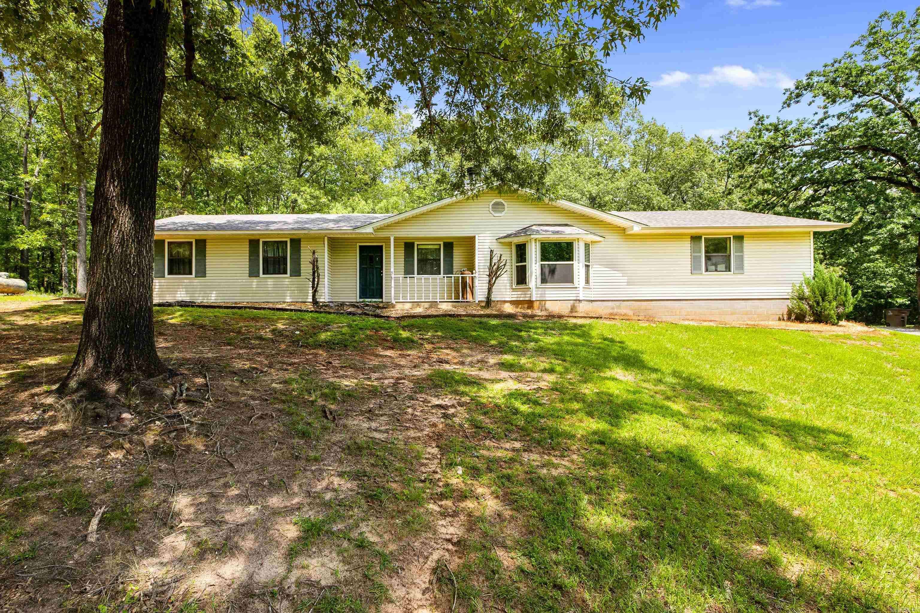 Hensley, AR 72065,8100 Oakview Drive
