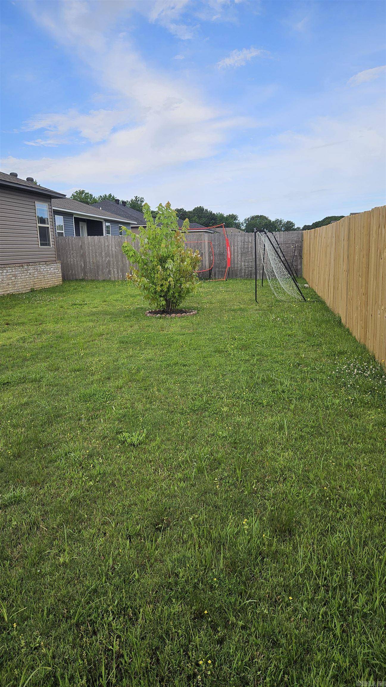 Paragould, AR 72450,403 Elizabeth Dr