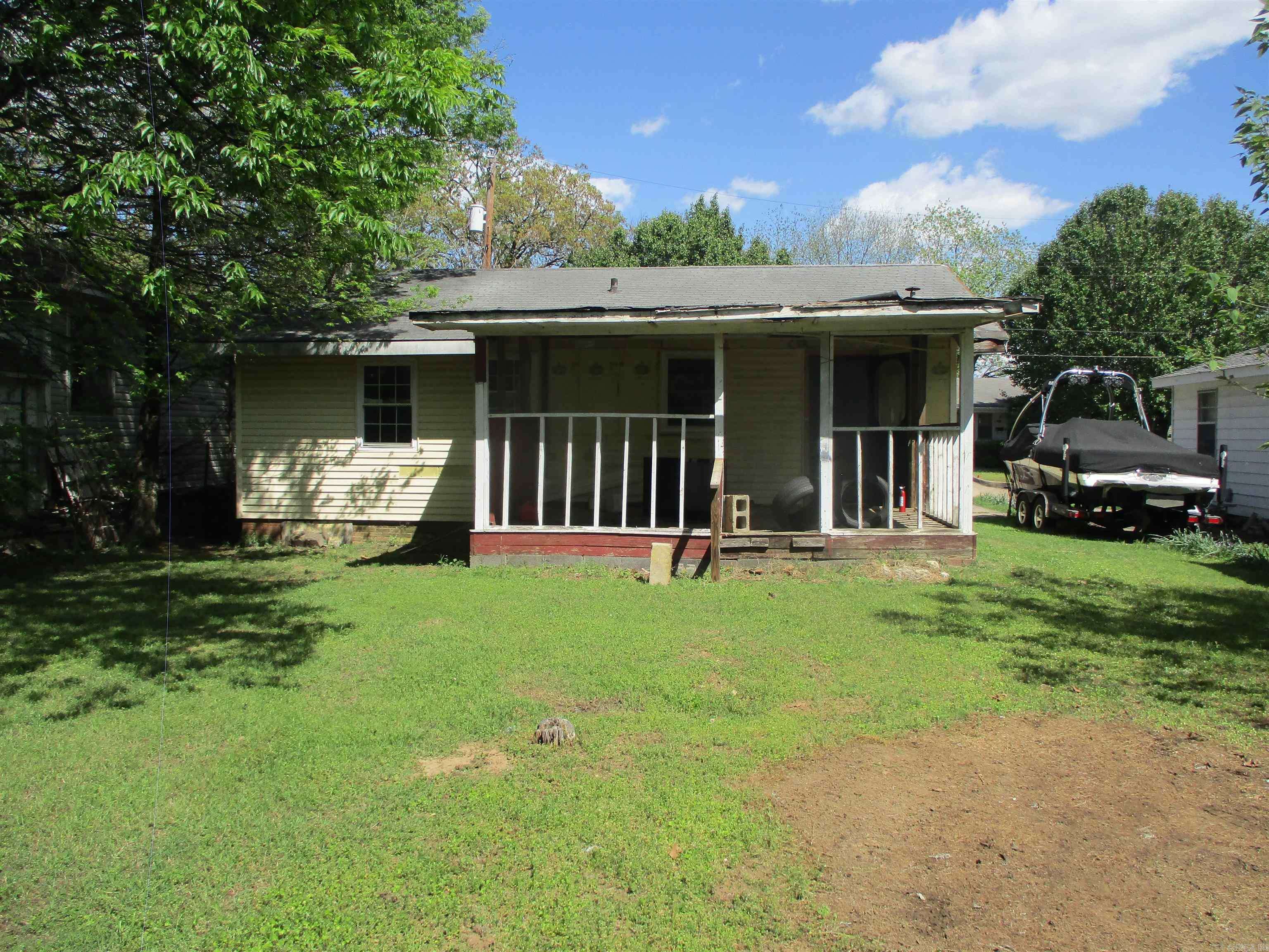 North Little Rock, AR 72118,4905 Gum Street