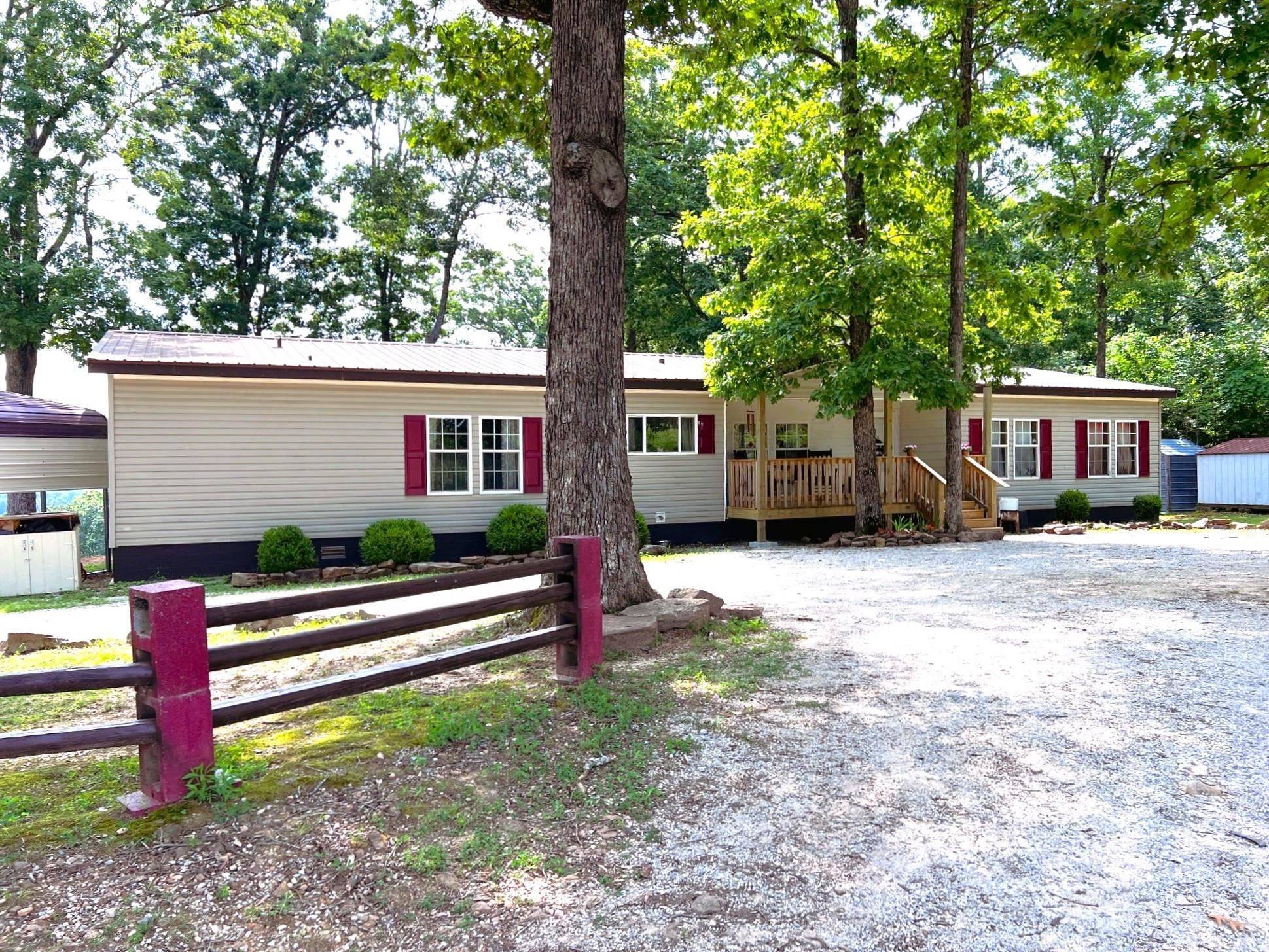 Mountain View, AR 72560,1852 Prince Loop