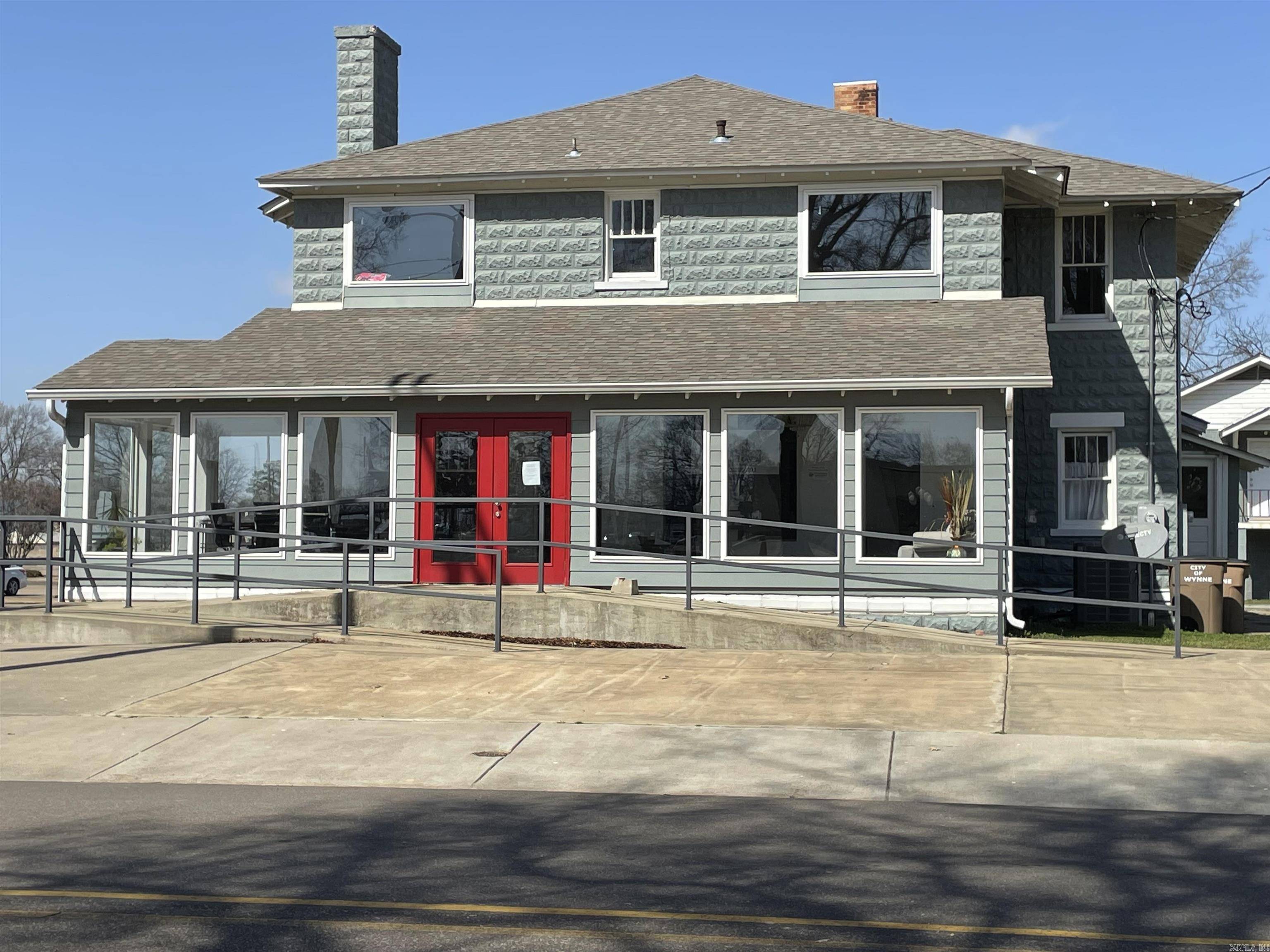 Wynne, AR 72396-000,708 A E. Union Ave Avenue