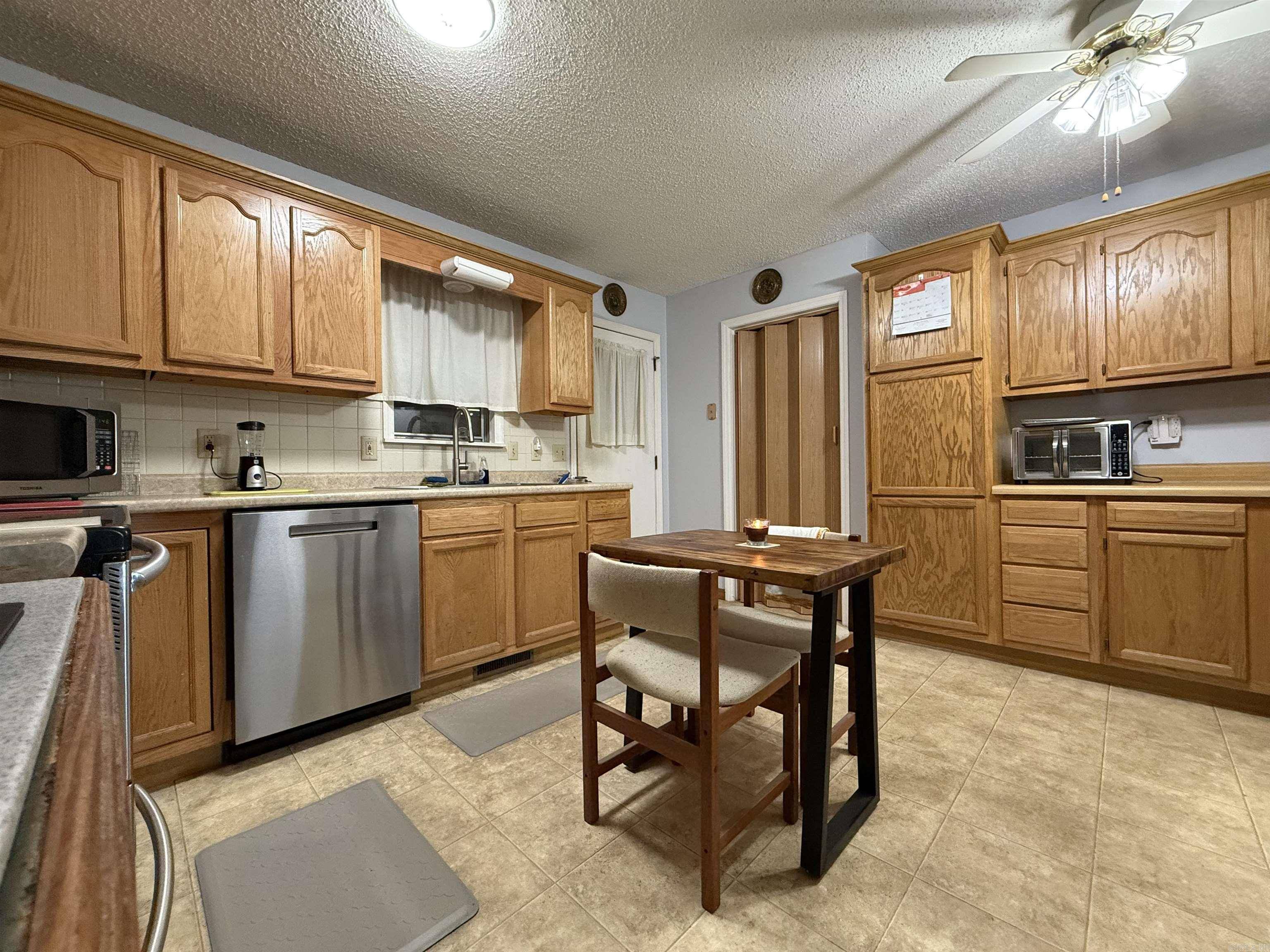 Horseshoe Bend, AR 72512,316 N Nightingale Drive