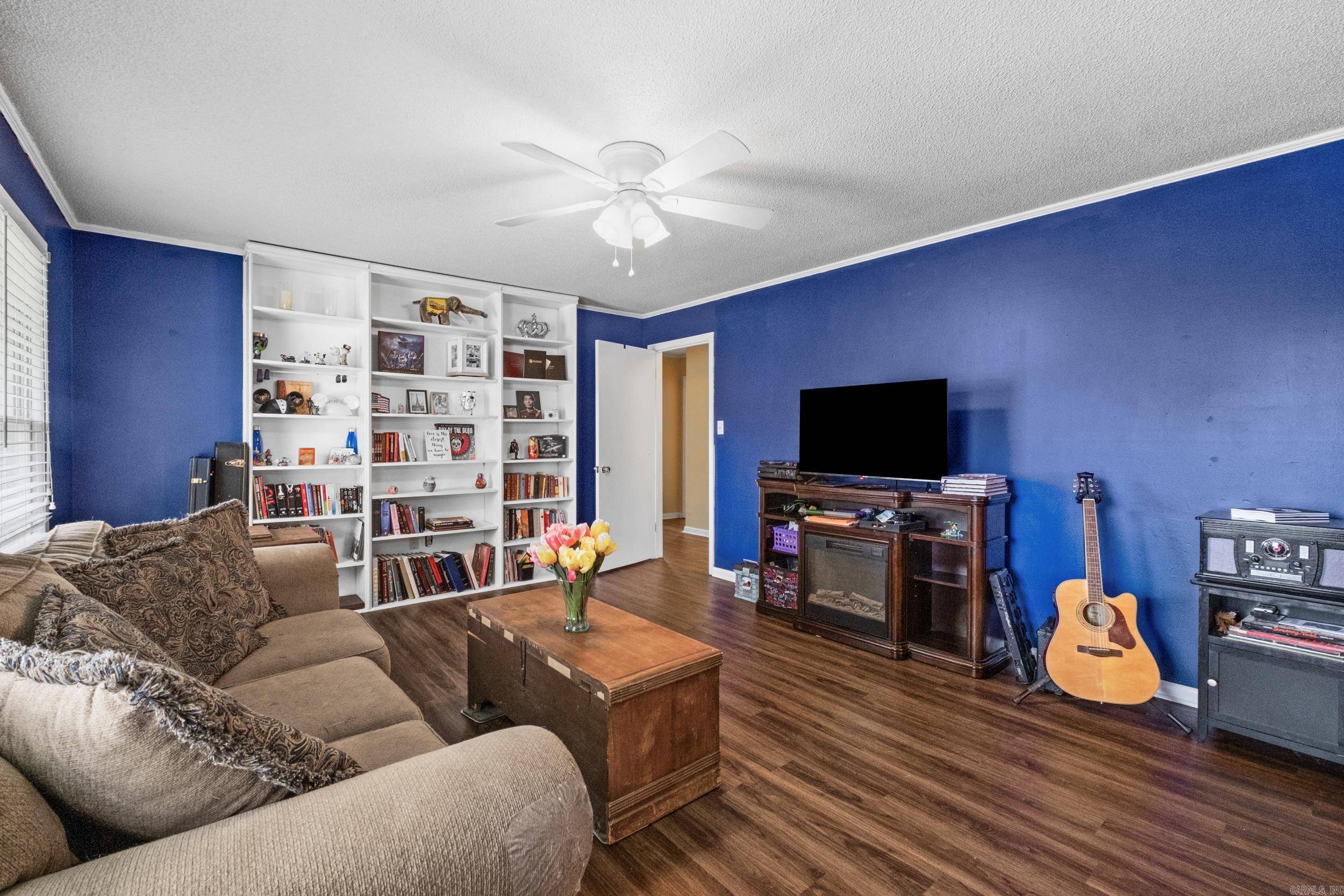 Searcy, AR 72143,1903 W Arch Avenue