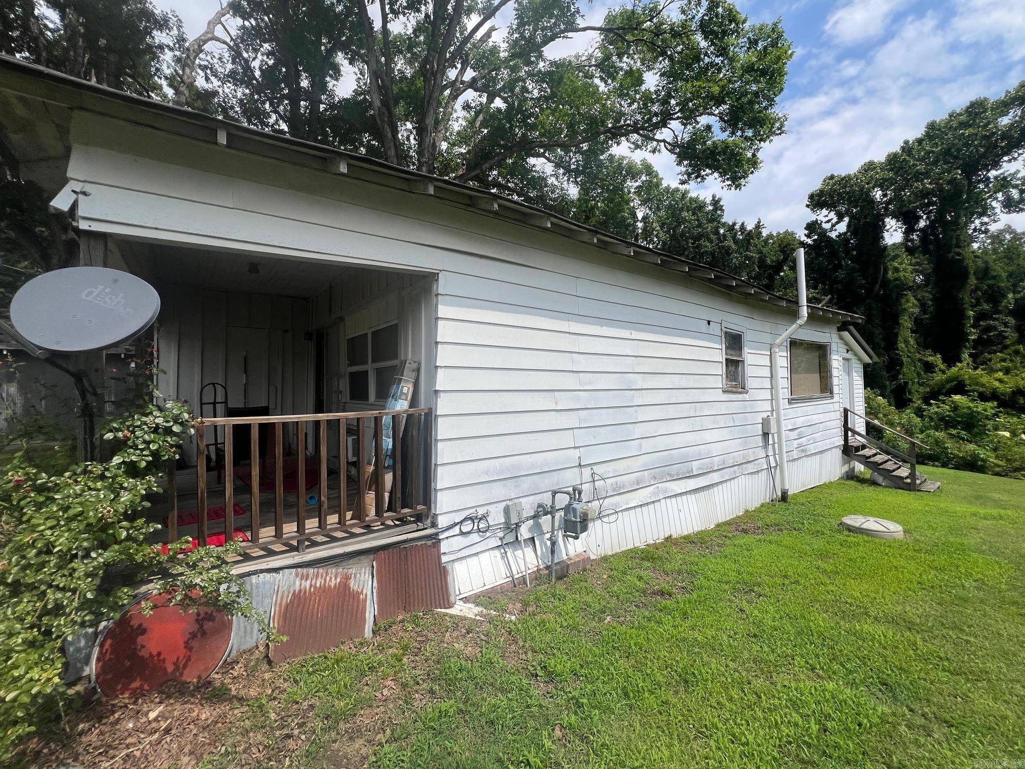 Bauxite, AR 72011,820 Lewis Avenue