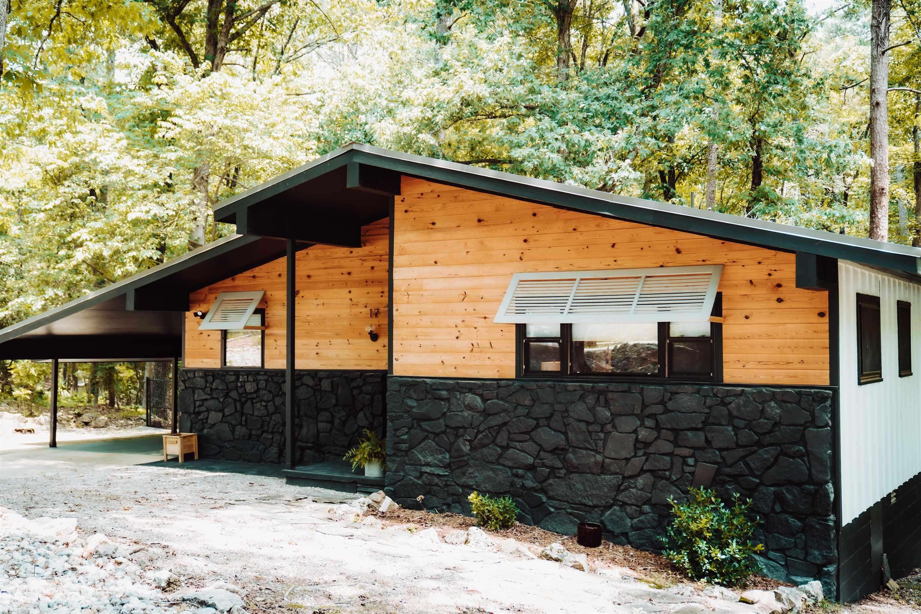 Hot Springs Village, AR 71909,Address not disclosed