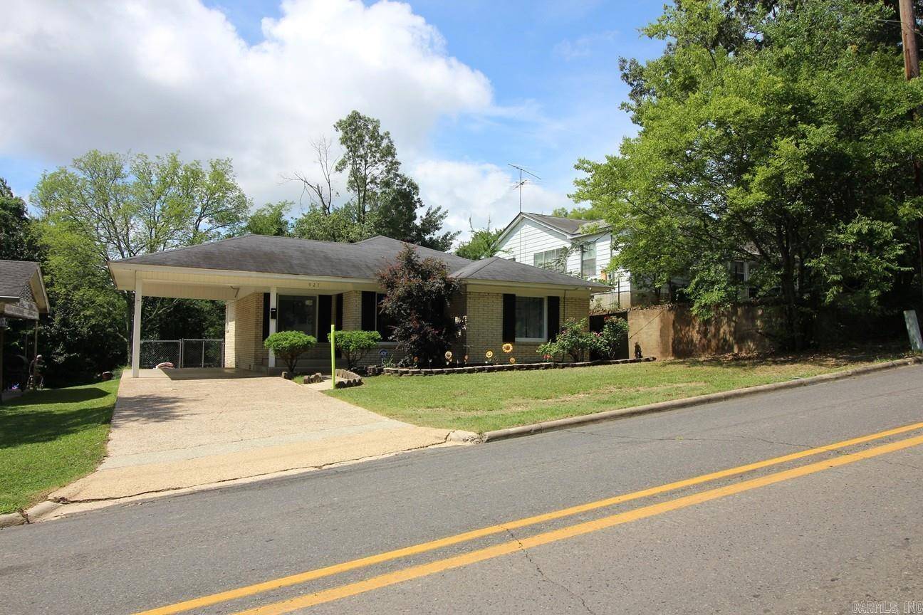 Hot Springs, AR 71913,927 Greenwood Avenue