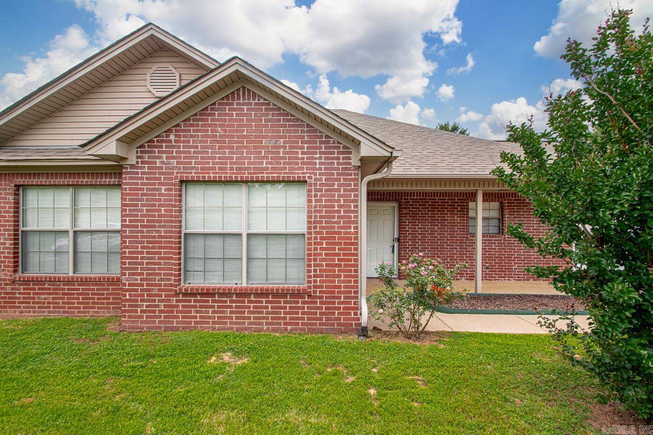 Alexander, AR 72002,13875 Cherry Glen Cove
