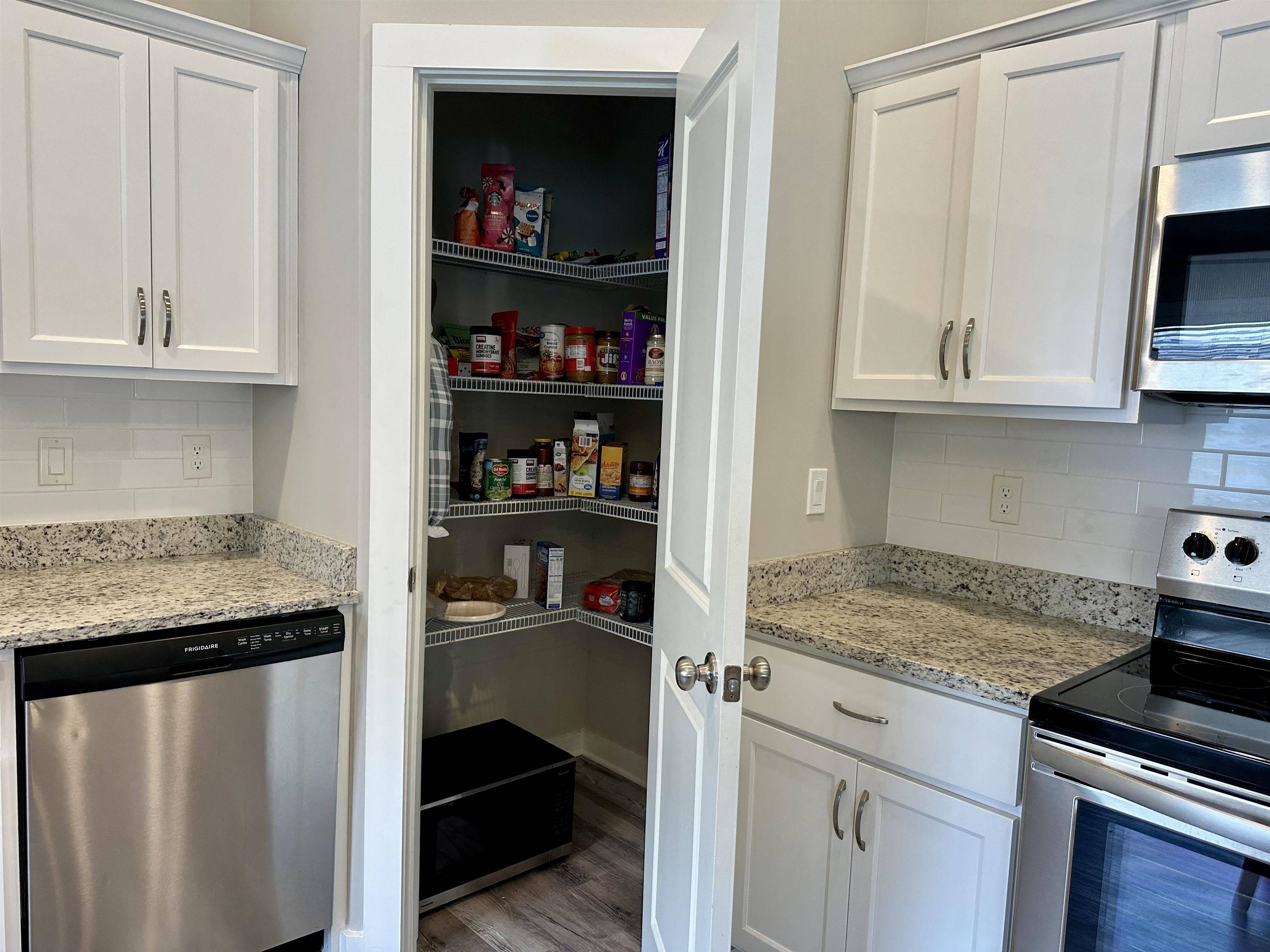 Jonesboro, AR 72405,341 Wolf Den Drive