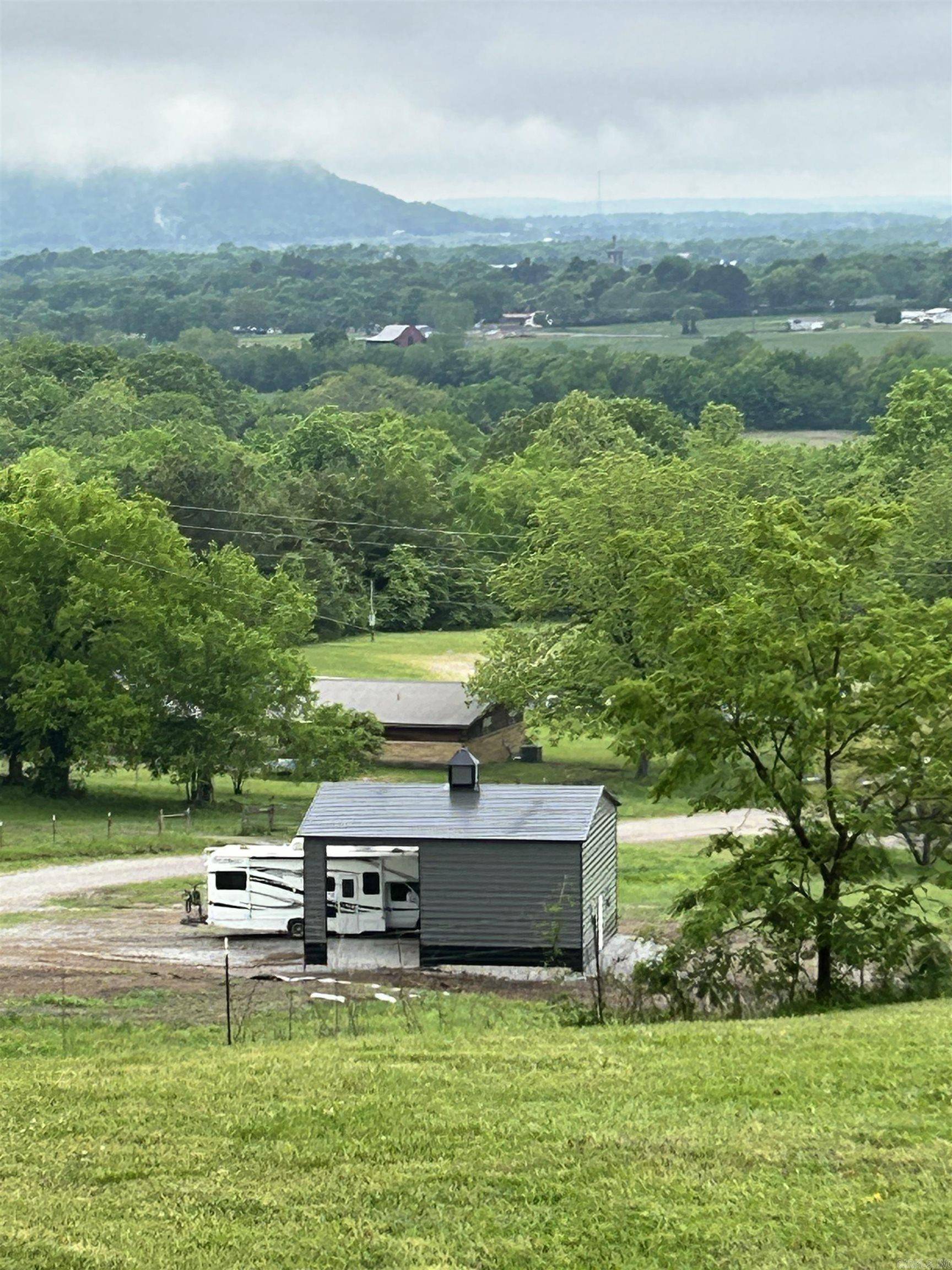 Mountain View, AR 72560,17416 HWY 9