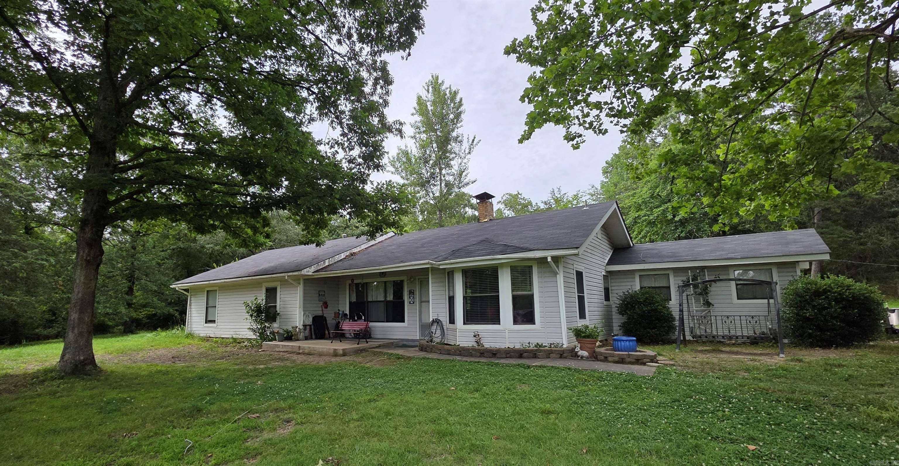 Hatfield, AR 71945,487 Polk Road 34