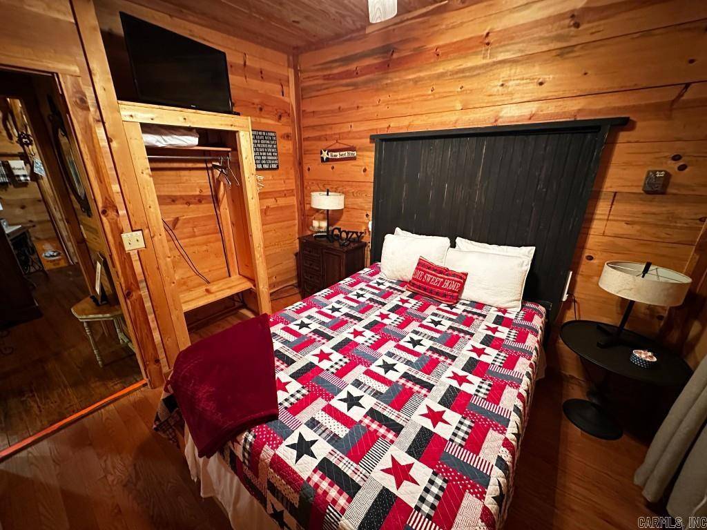 Mountain View, AR 72560,406 Cedar Avenue