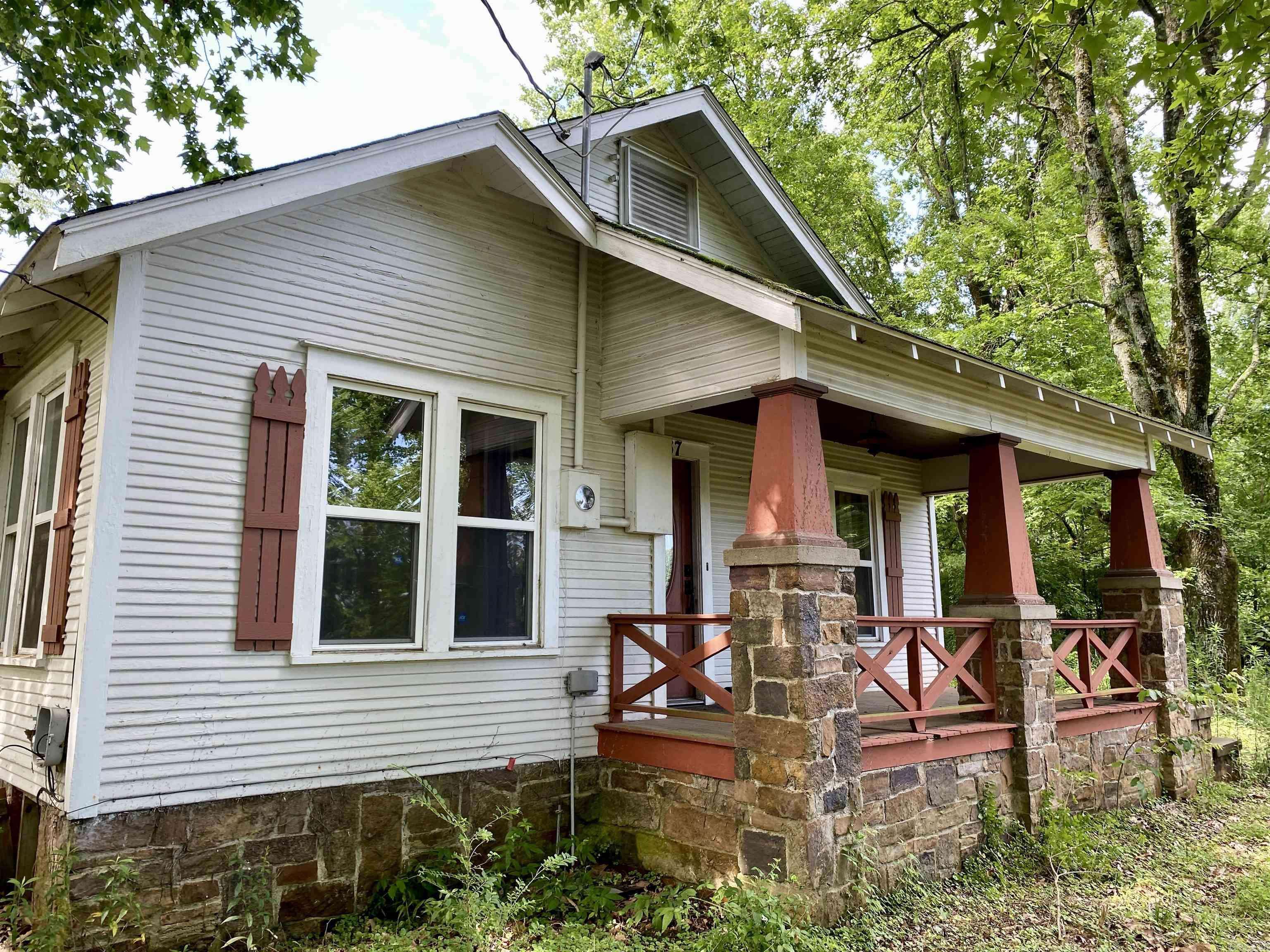 Lamar, AR 72846,2767 E Main Street