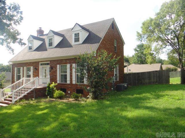 Searcy, AR 72143,311 Live Oak Drive
