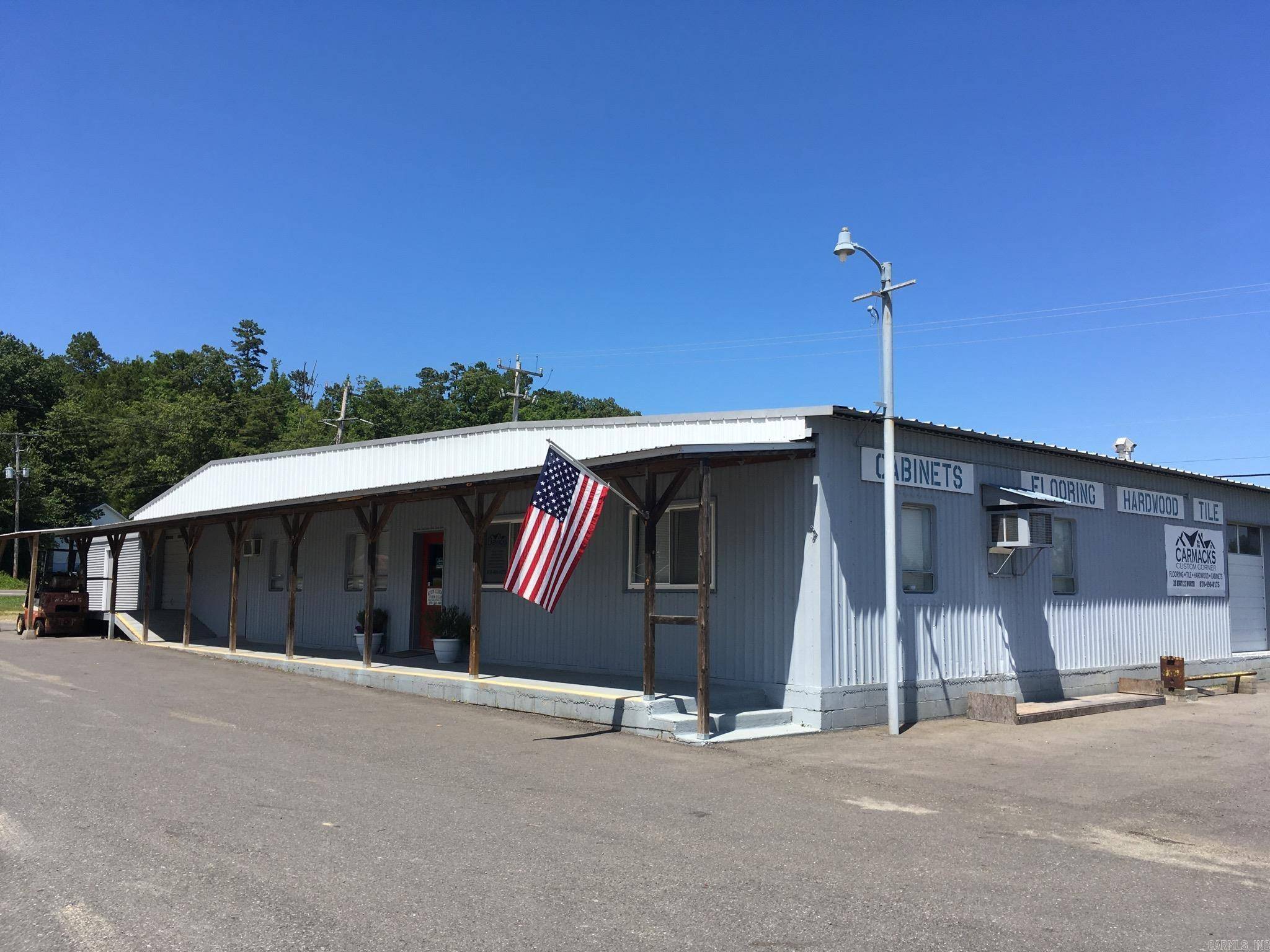 Mount Ida, AR 71957,28 N Highway 27
