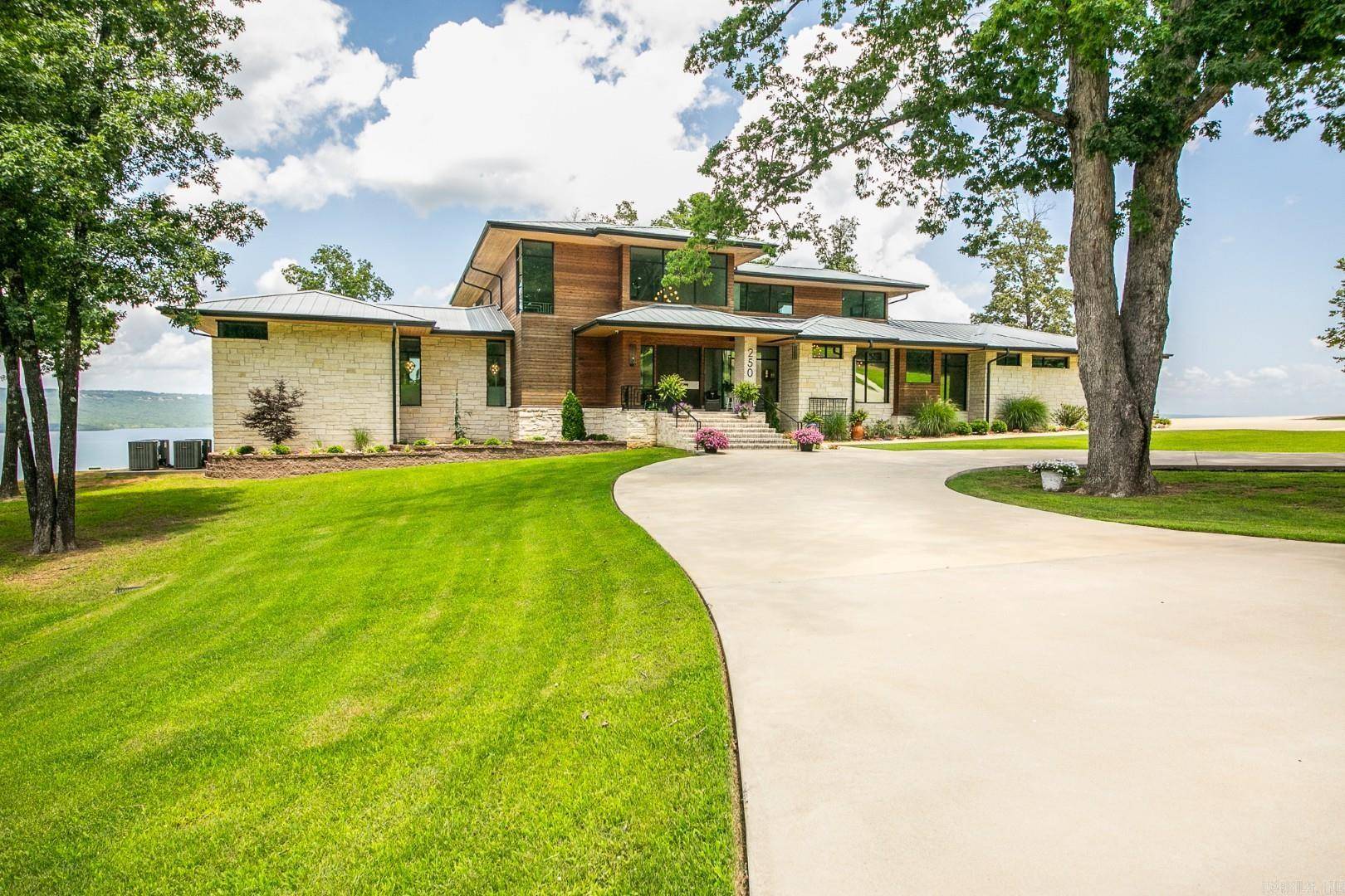 Heber Springs, AR 72543,250 Pine Drive
