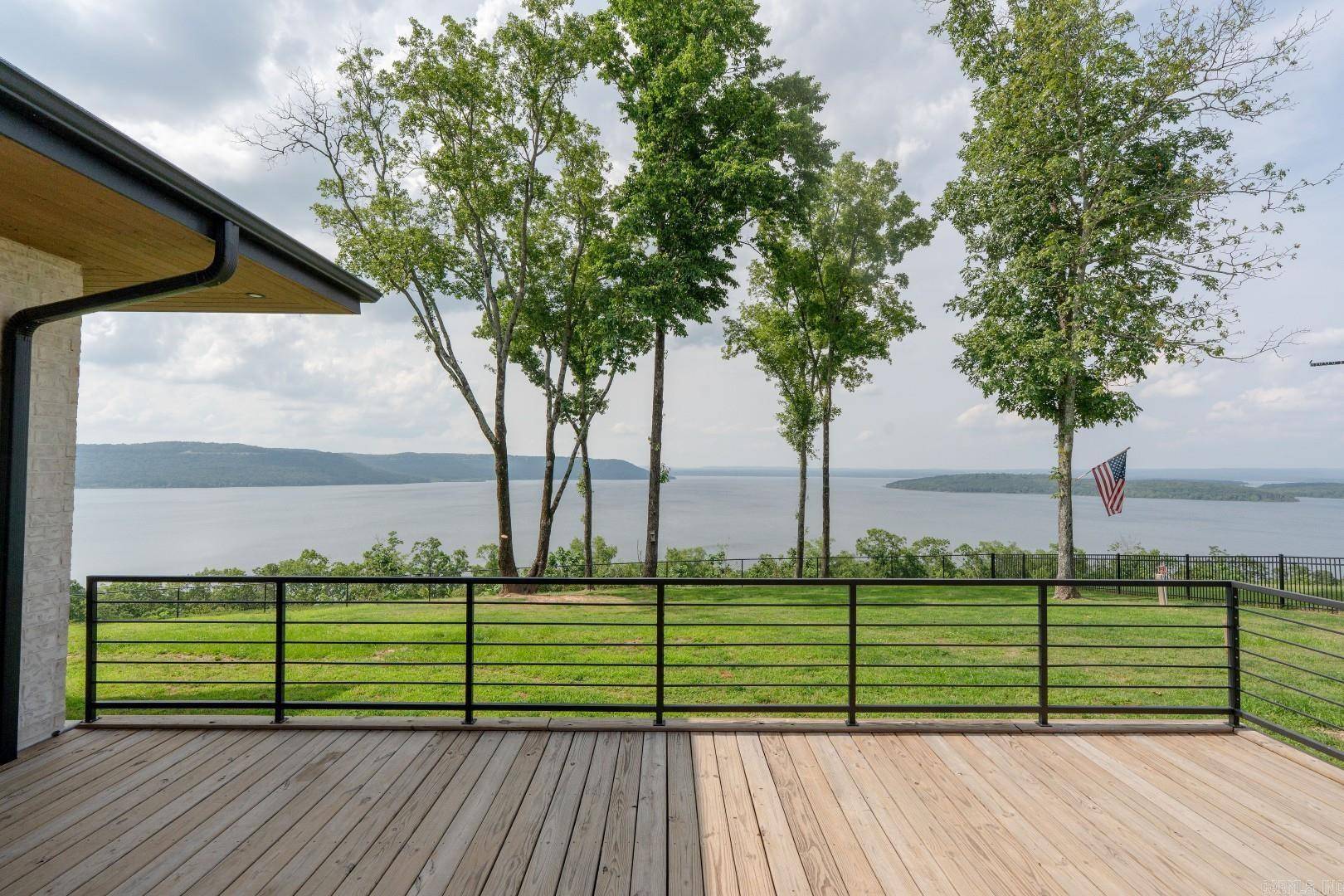 Heber Springs, AR 72543,000 Pine Drive