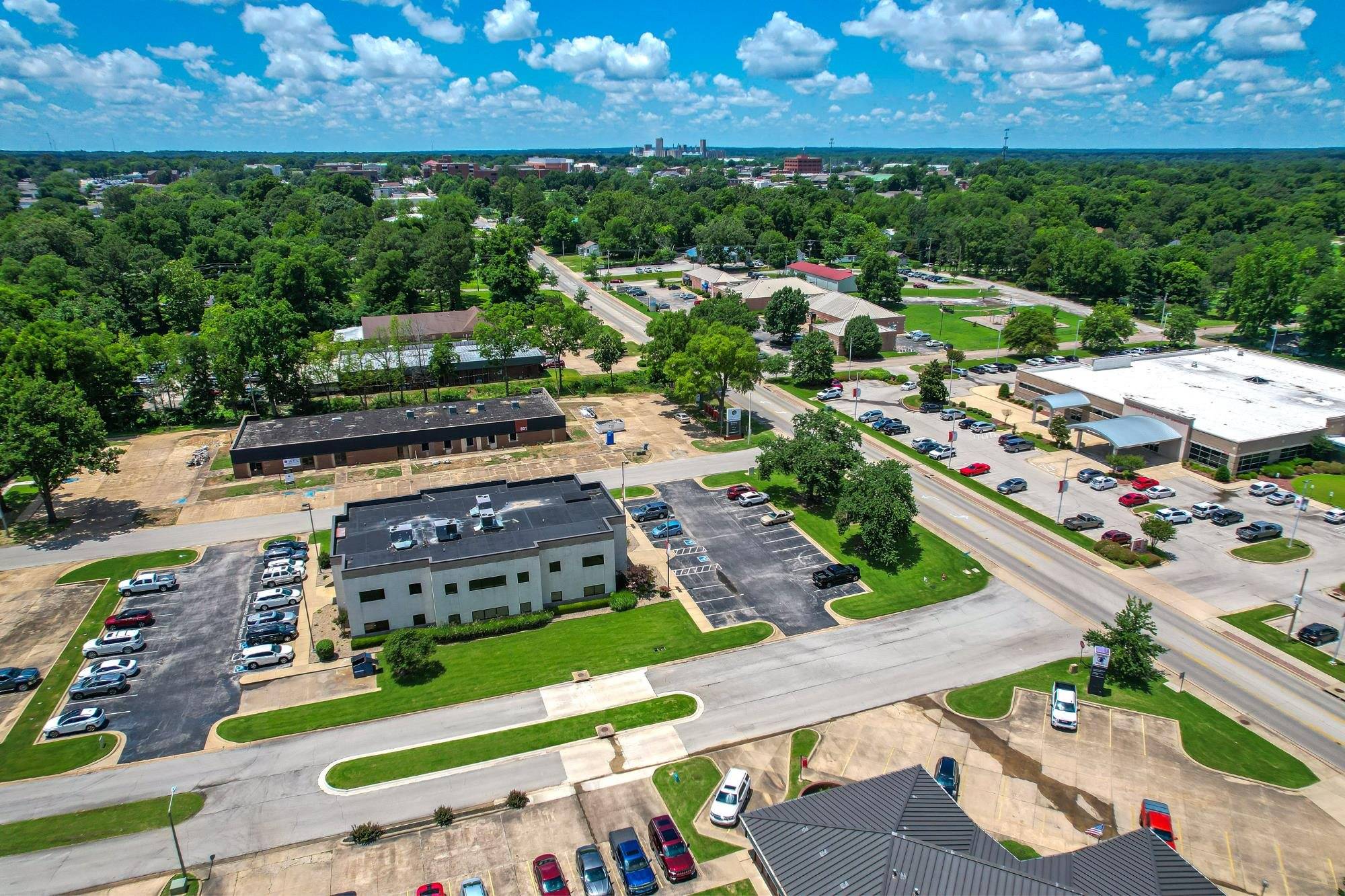 Jonesboro, AR 72401,1107 E Matthews Ave