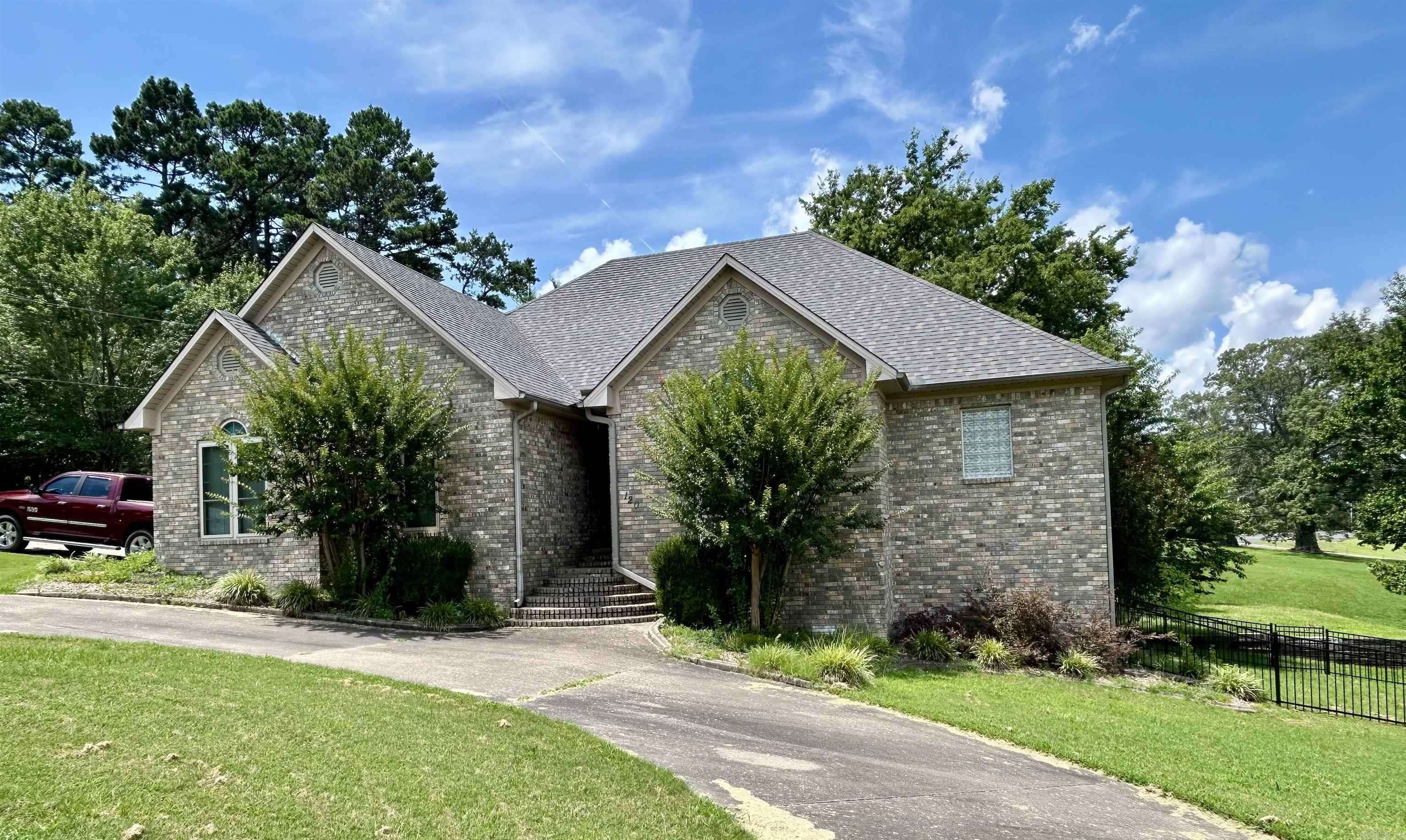 Morrilton, AR 72110,1201 Carruthers Hill Drive