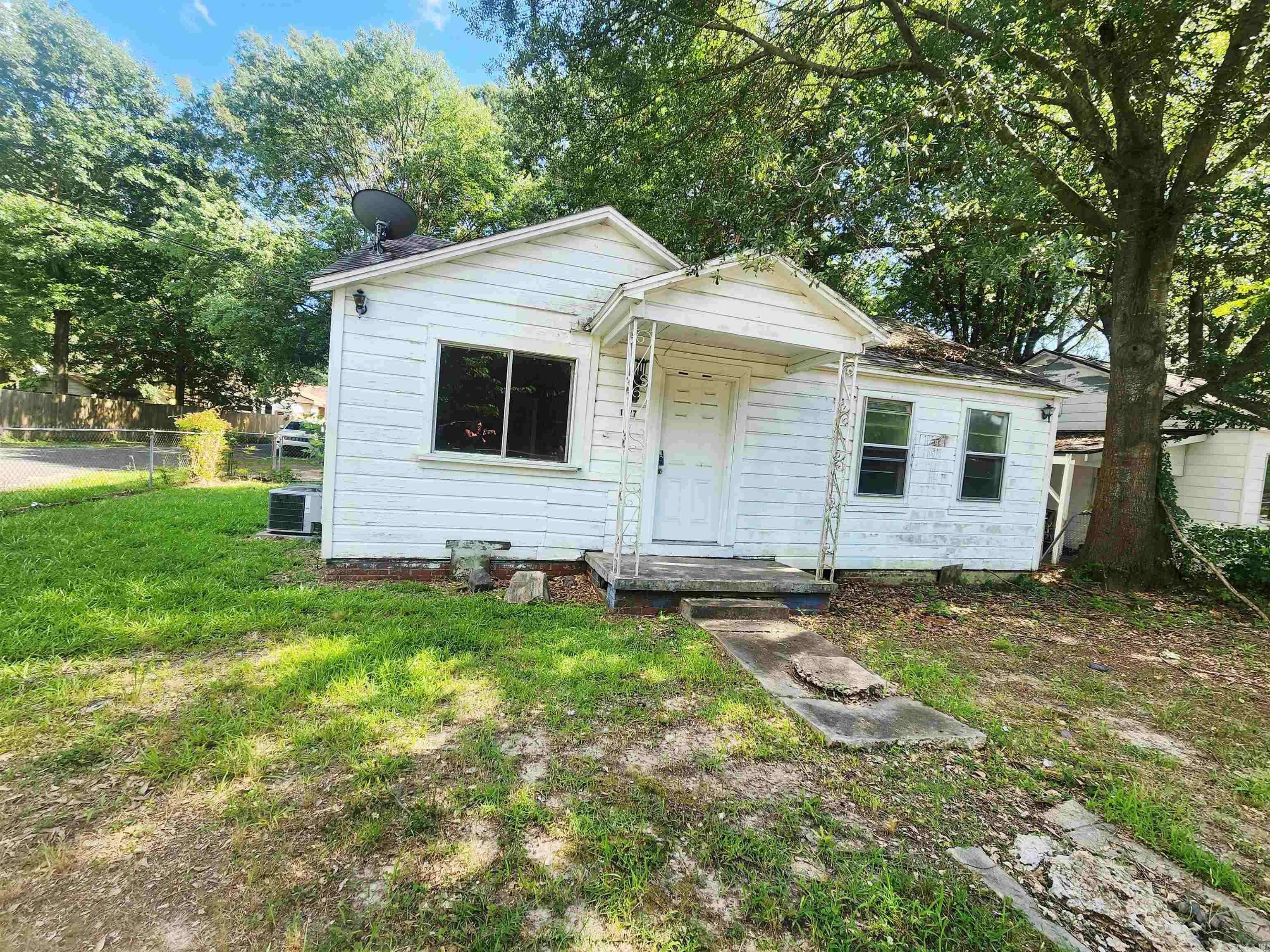 Malvern, AR 72104,1327 E Sullenberger Avenue