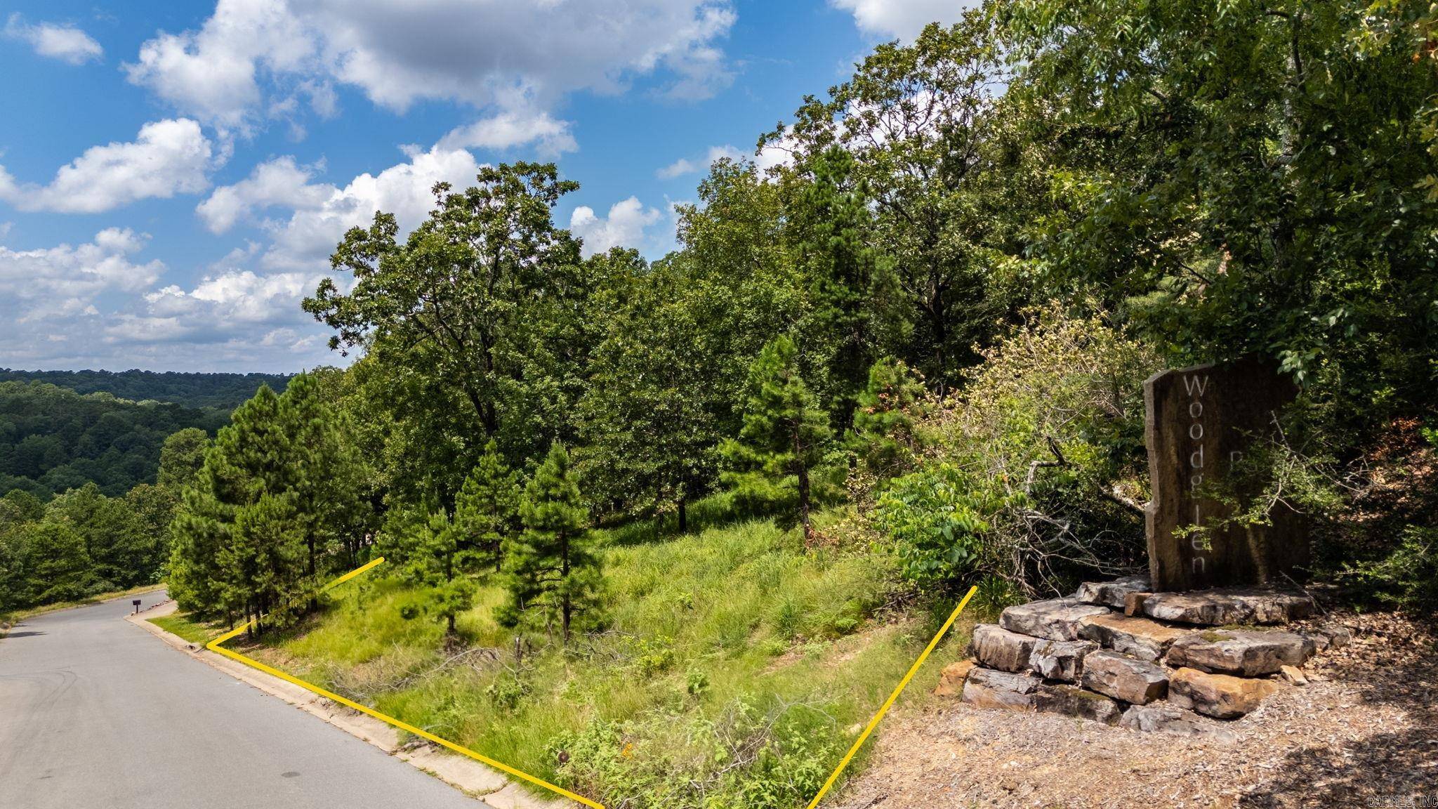 Little Rock, AR 72207,12 Woodglen Road