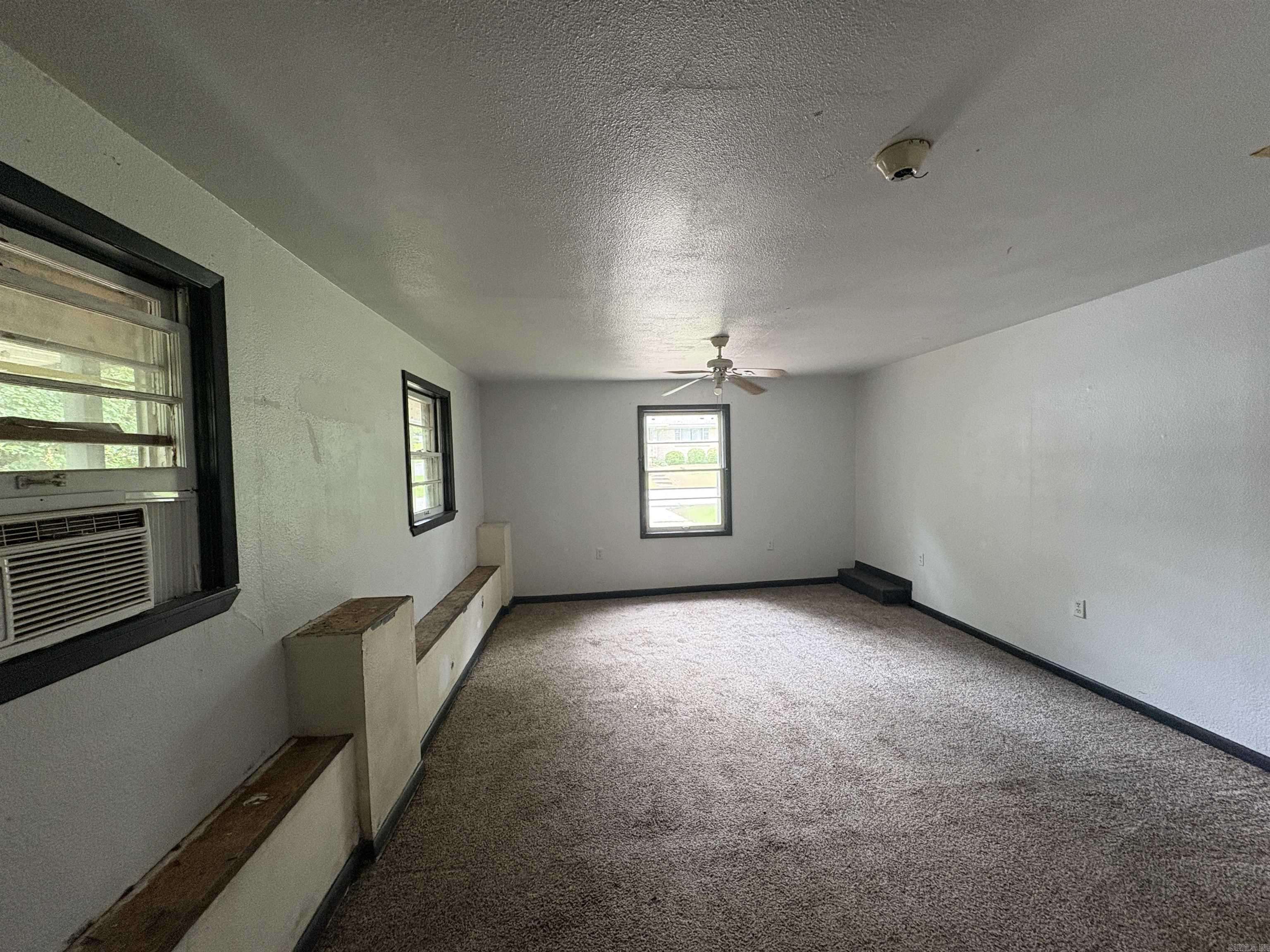 Searcy, AR 72143,100 E Lincoln Avenue