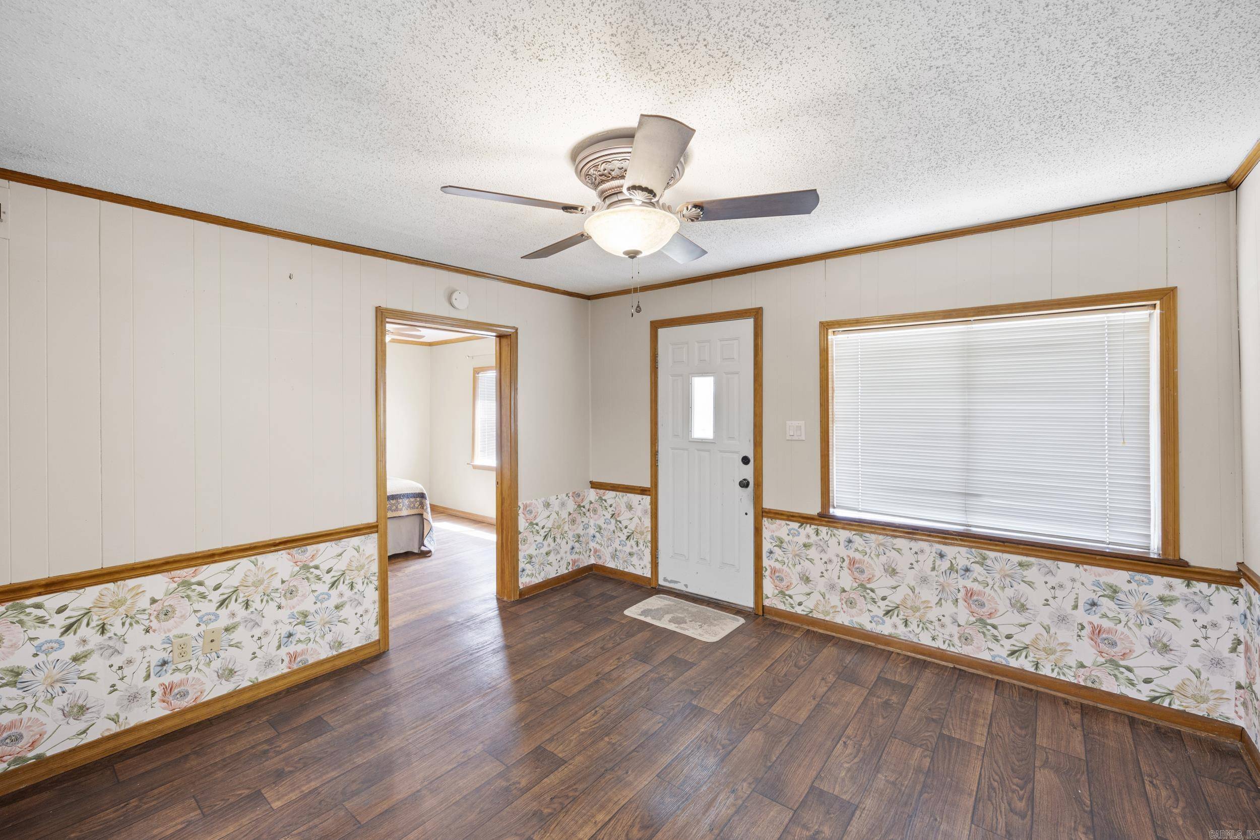 Russellville, AR 72801,610 S Knoxville Avenue