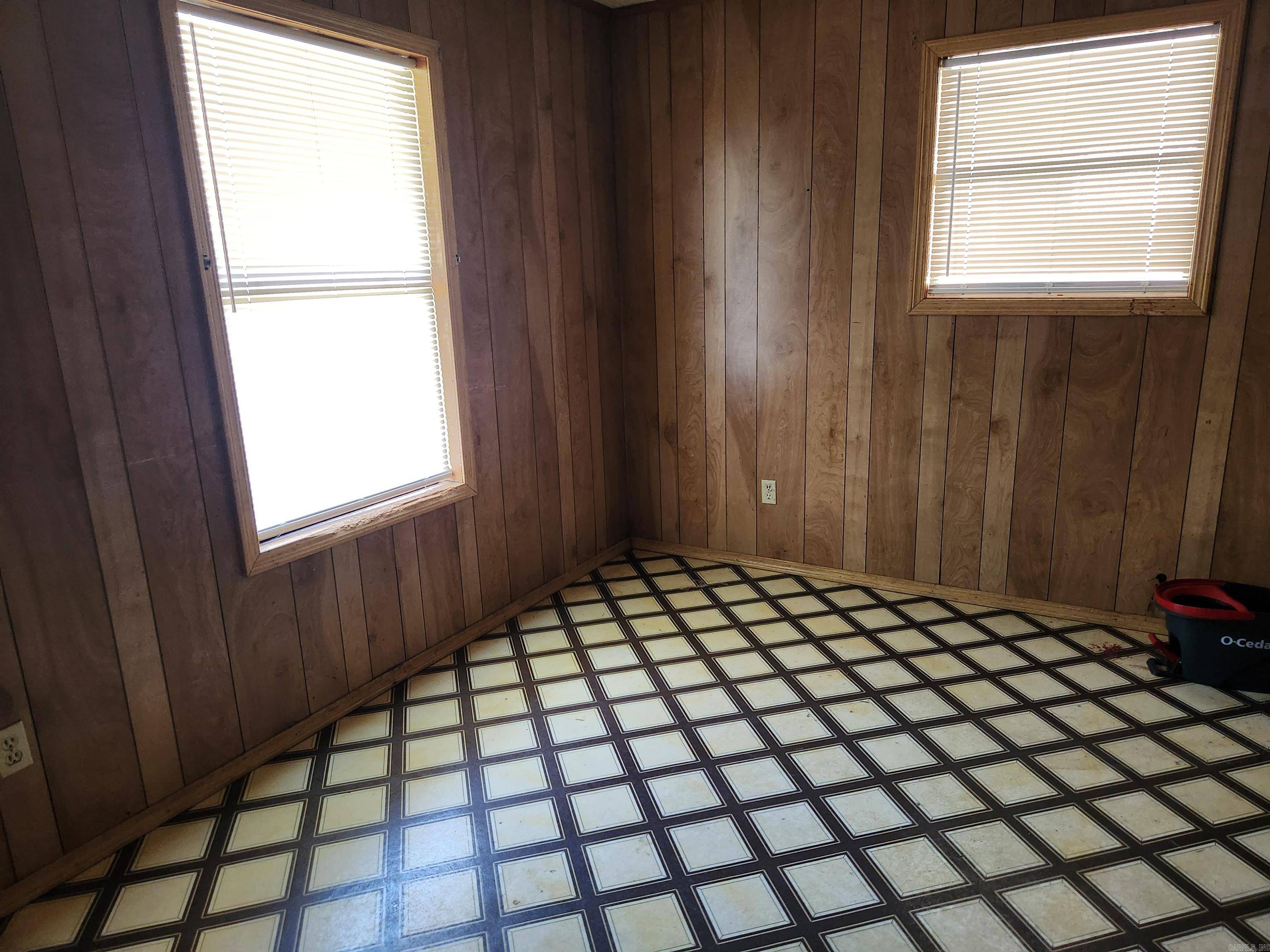 Paragould, AR 72450,511 E. Main Street