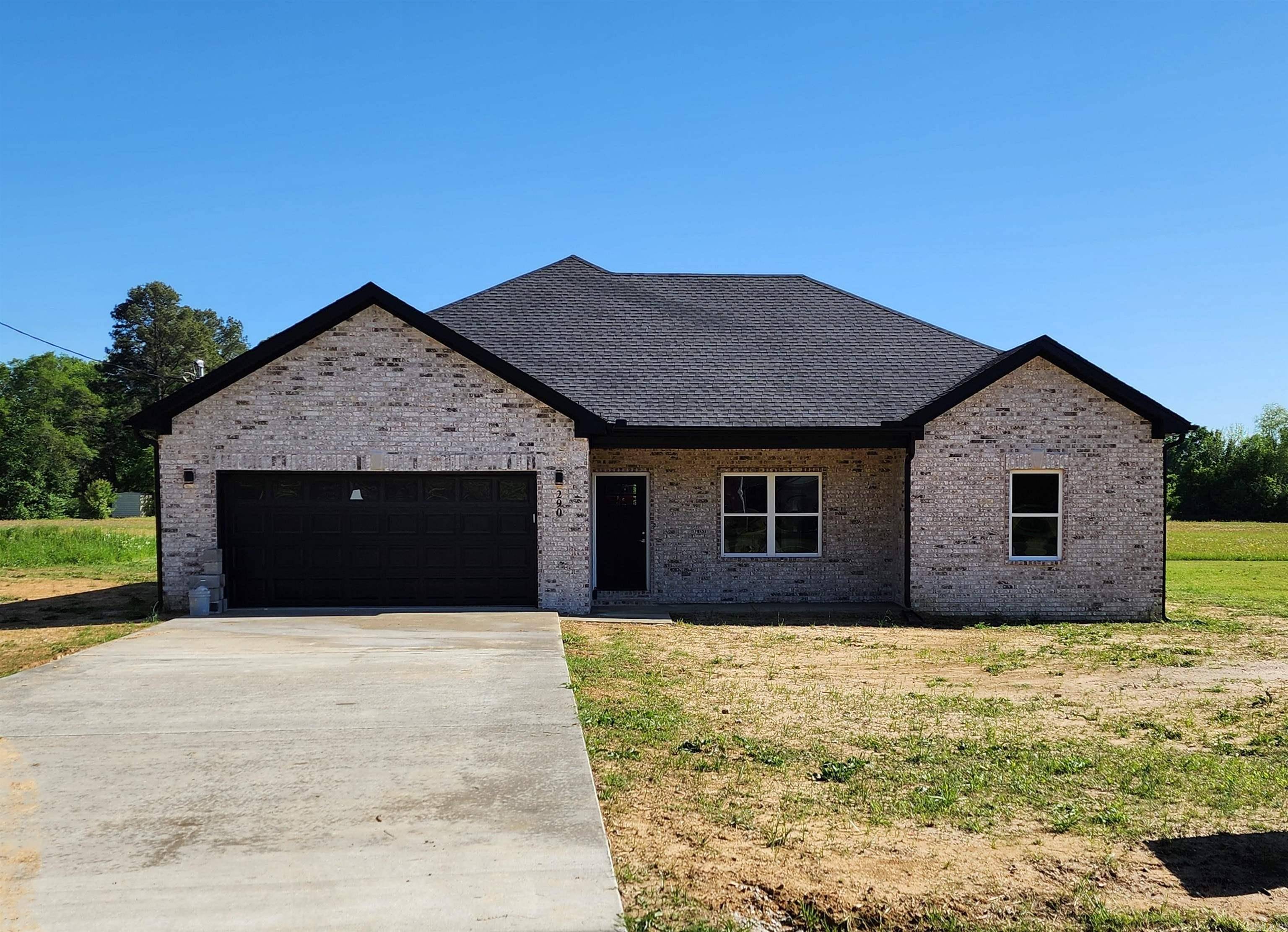 Higginson, AR 72068,290 Walker Road