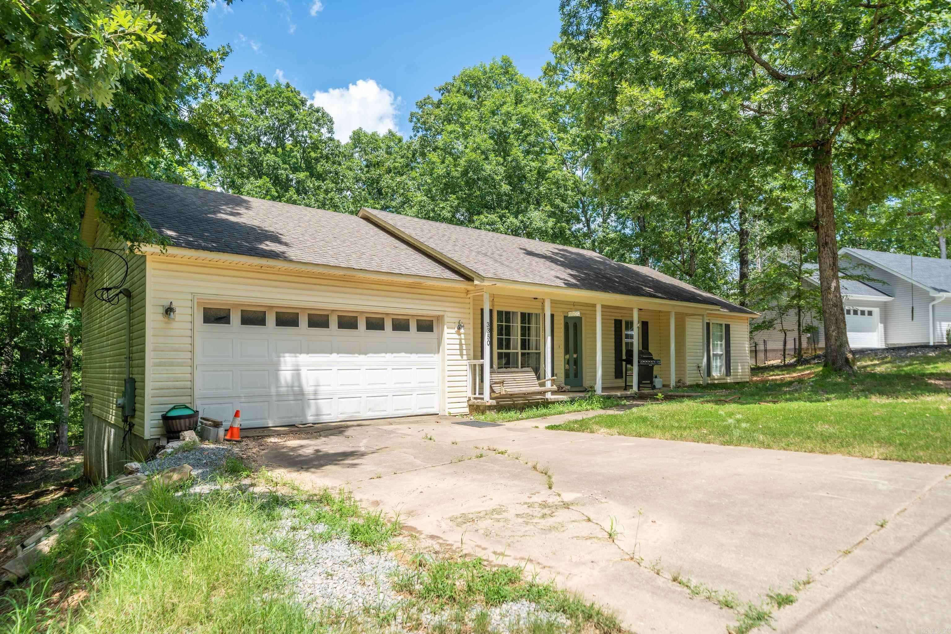 Benton, AR 72019,3350 White Tail St.