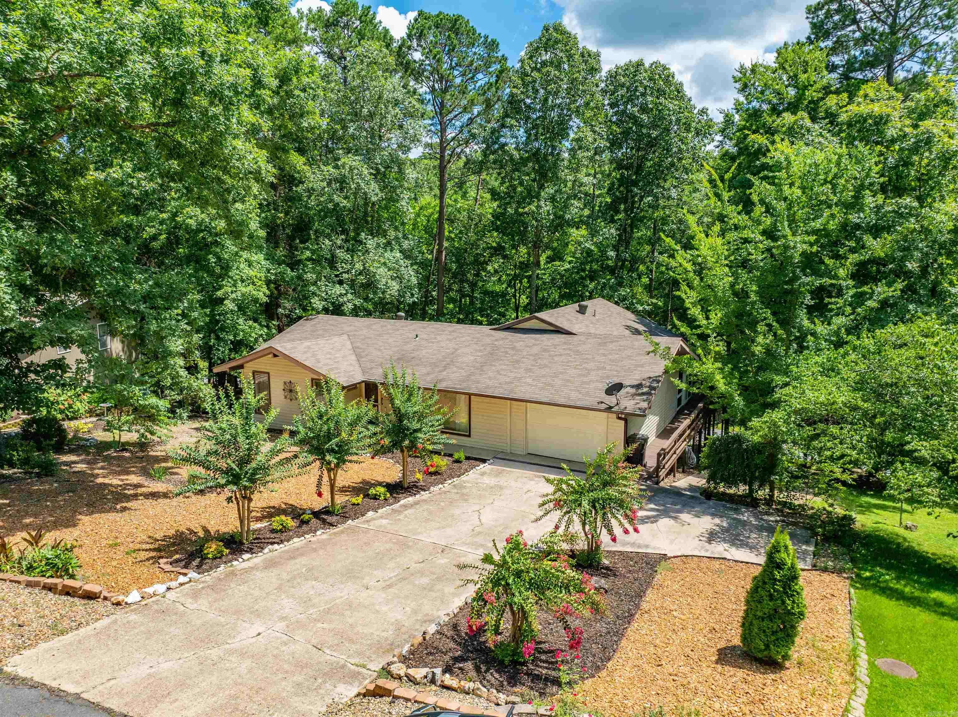 Hot Springs Village, AR 71909-0000,143 Arias Way