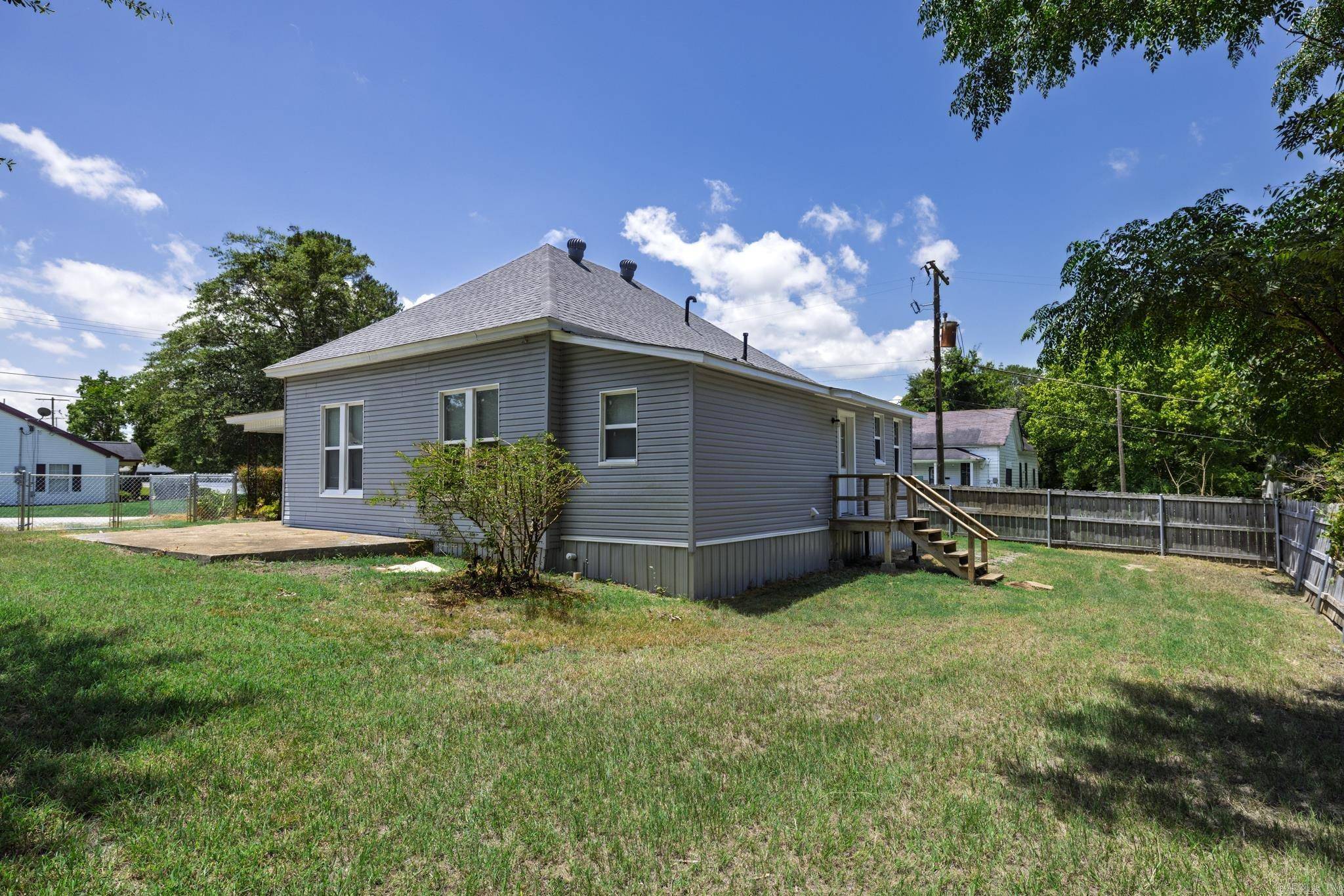 Arkadelphia, AR 71923,1114 Oconnell Street