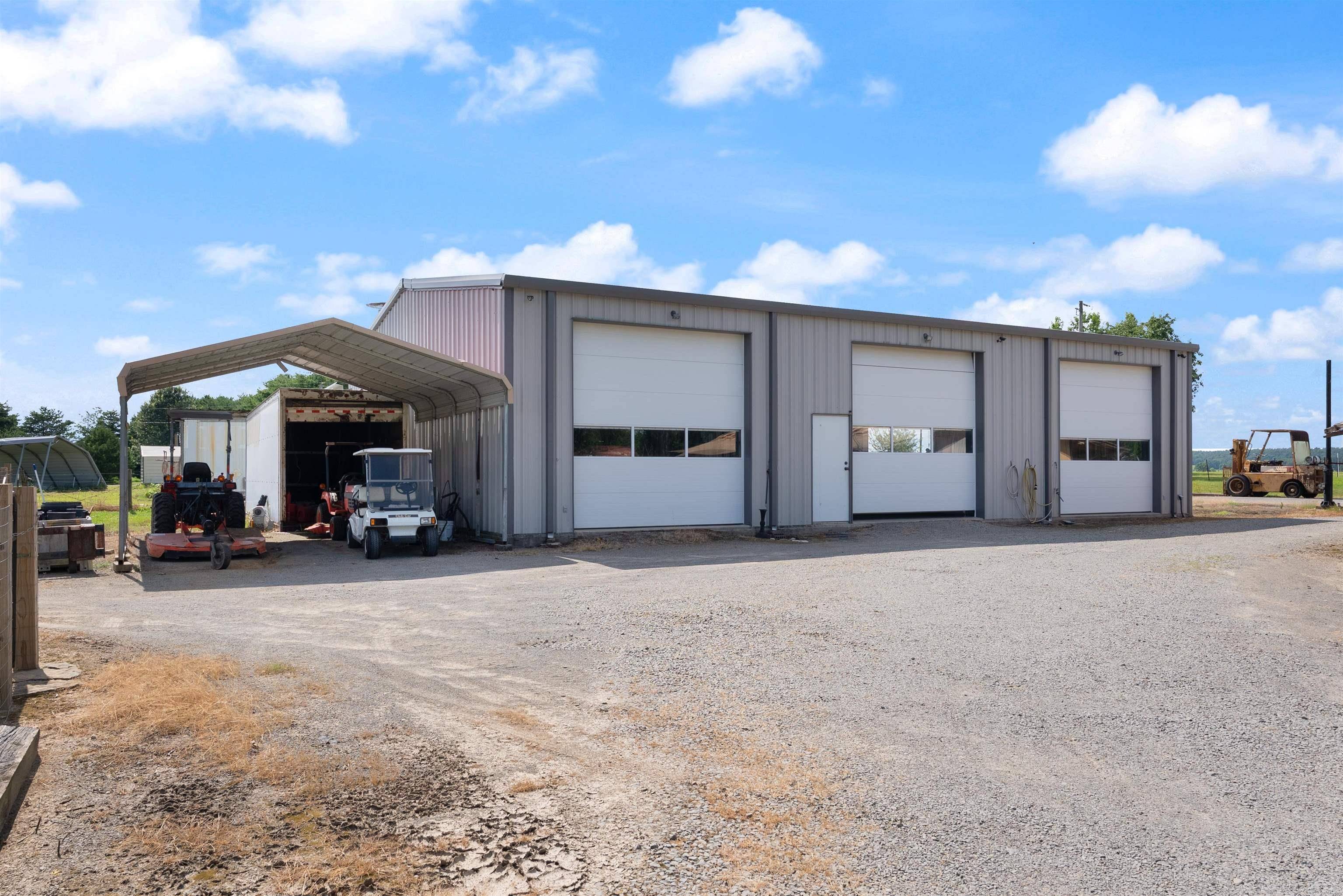 El Paso, AR 72045,1687 HWY 64 W