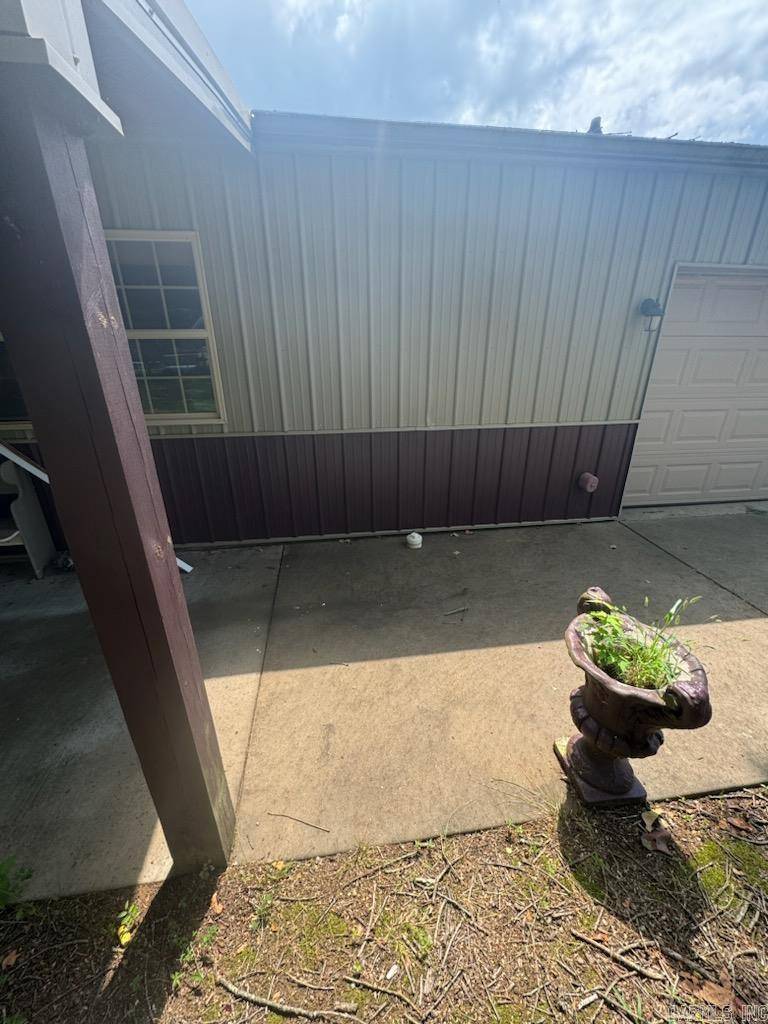 Searcy, AR 72143,104 Foxchase Drive