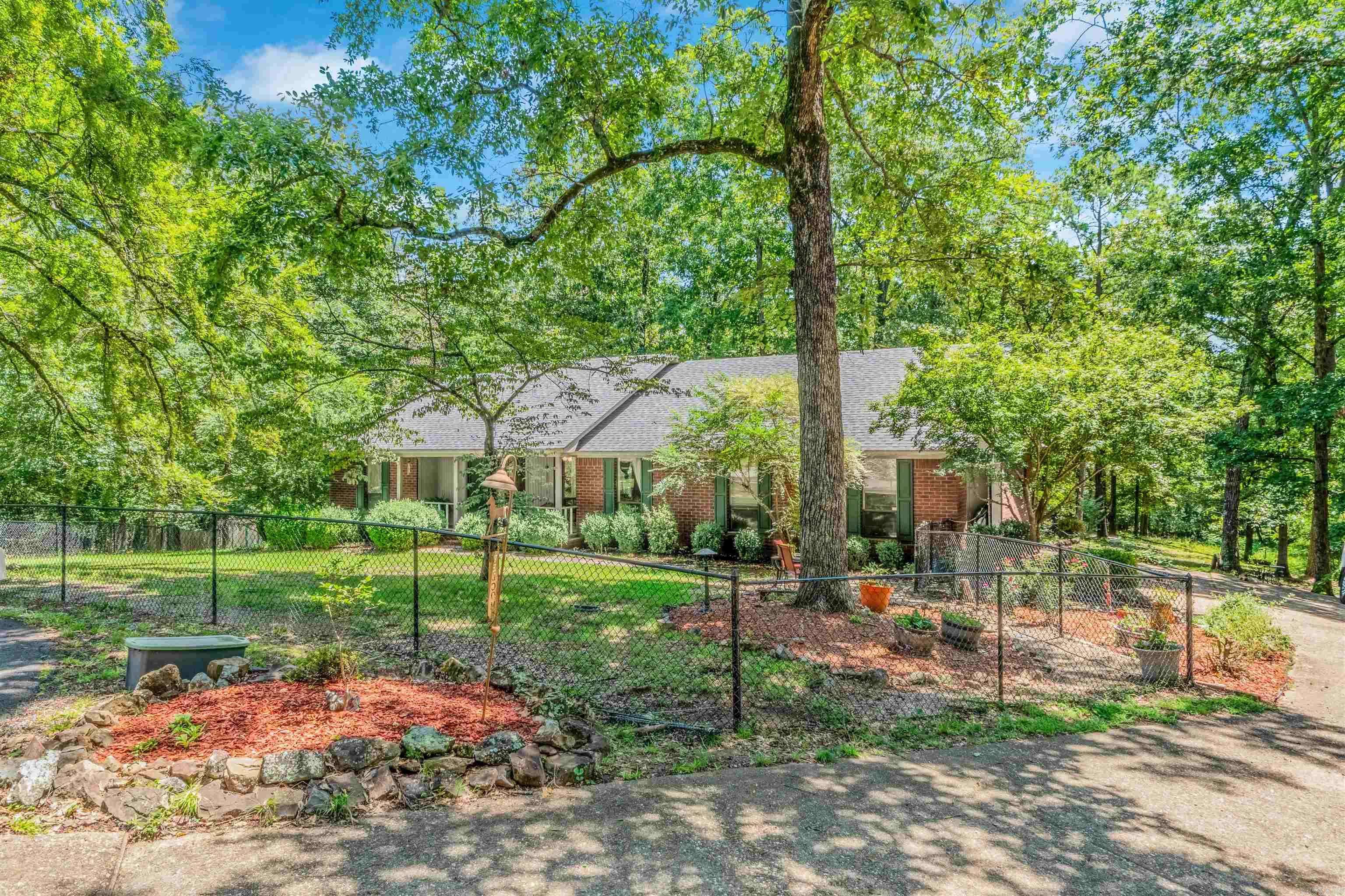 Hot Springs, AR 71901,138 Yellowpine Court