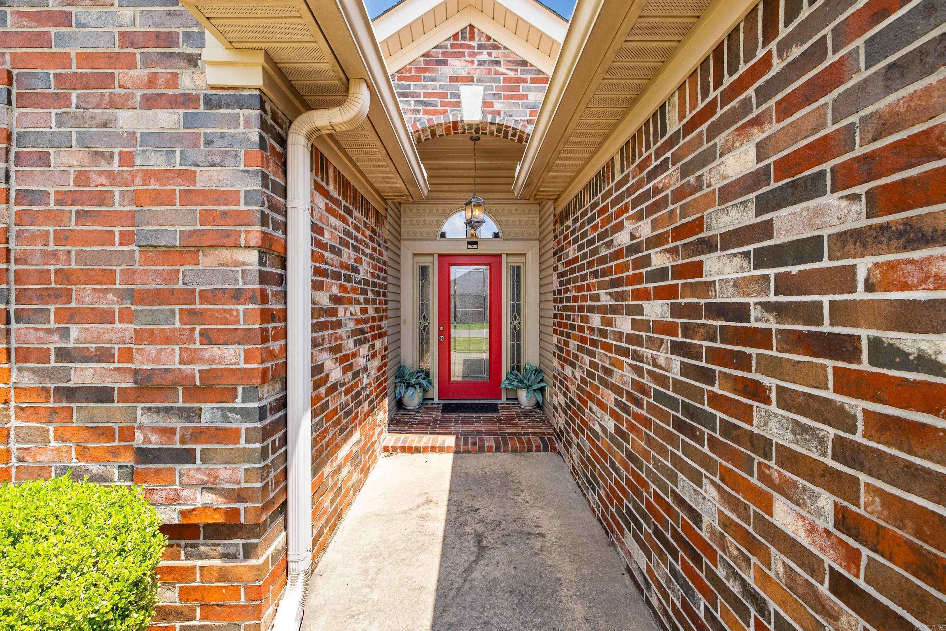 Benton, AR 72015,3270 Clover Hill Lane