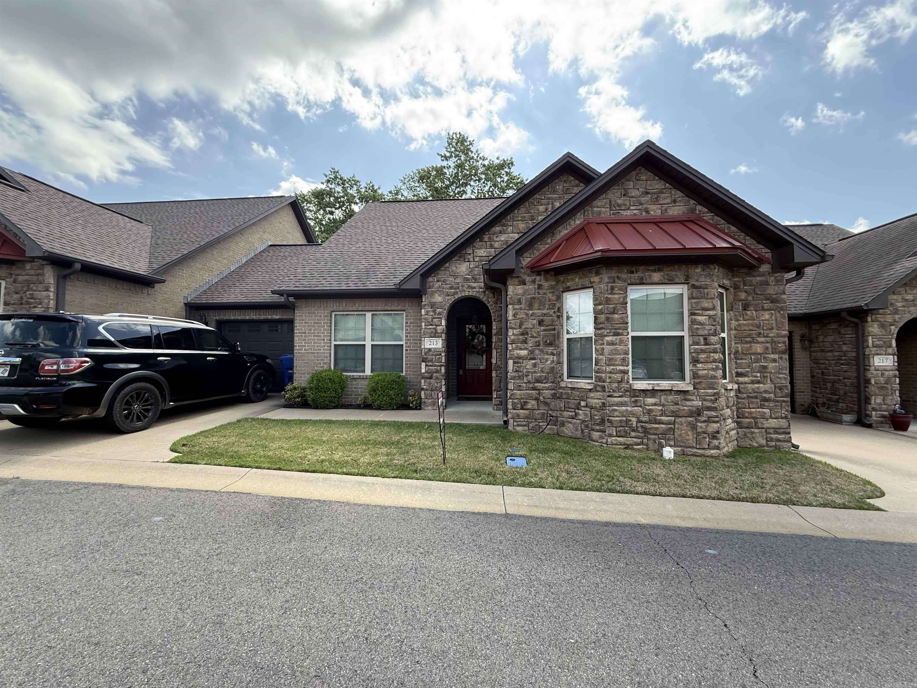 Russellville, AR 72802,213 Cobblestone Court