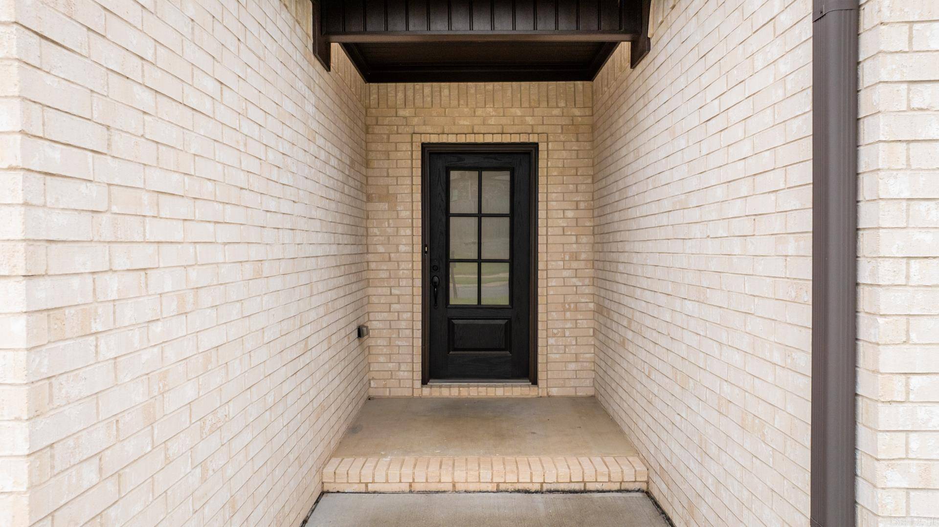 Maumelle, AR 72113,30 Hanna Loop