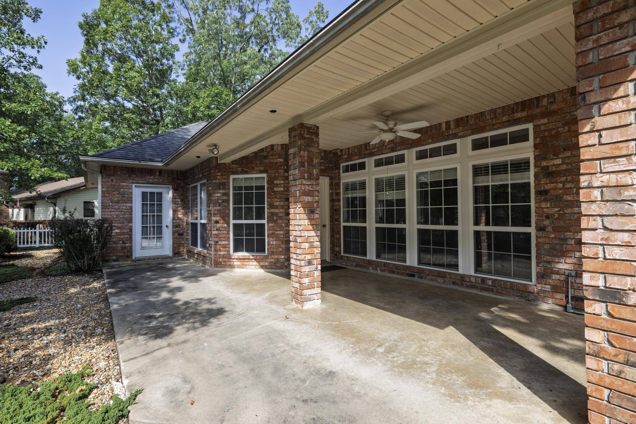 Hot Springs Village, AR 71909,107 Lindura Way