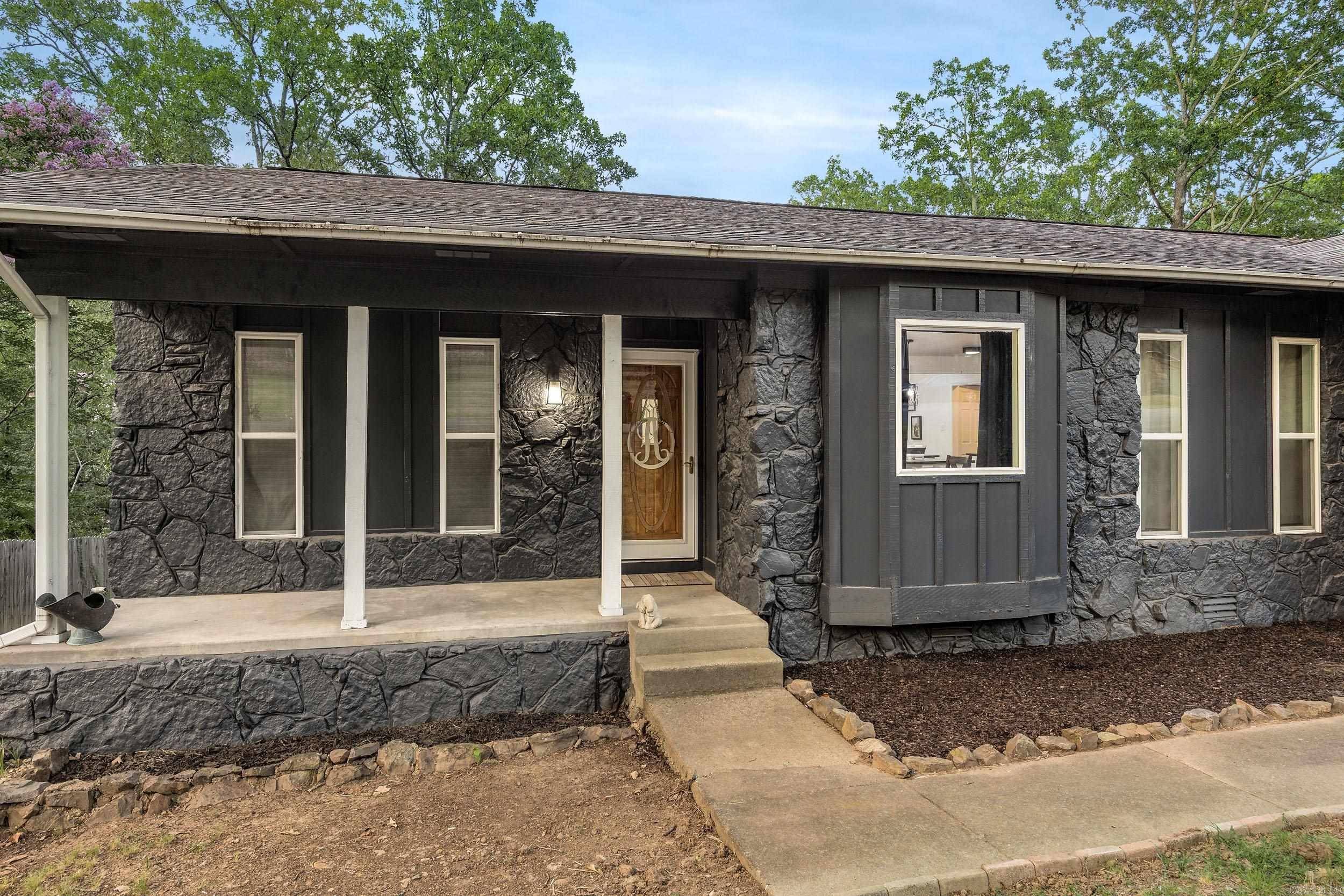 Maumelle, AR 72113,19 Millstone Cove