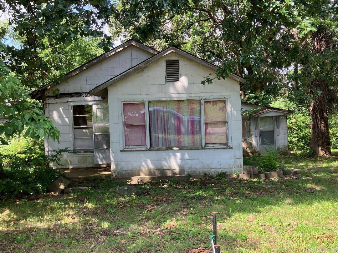 Mena, AR 71953,909 S Eighth Street