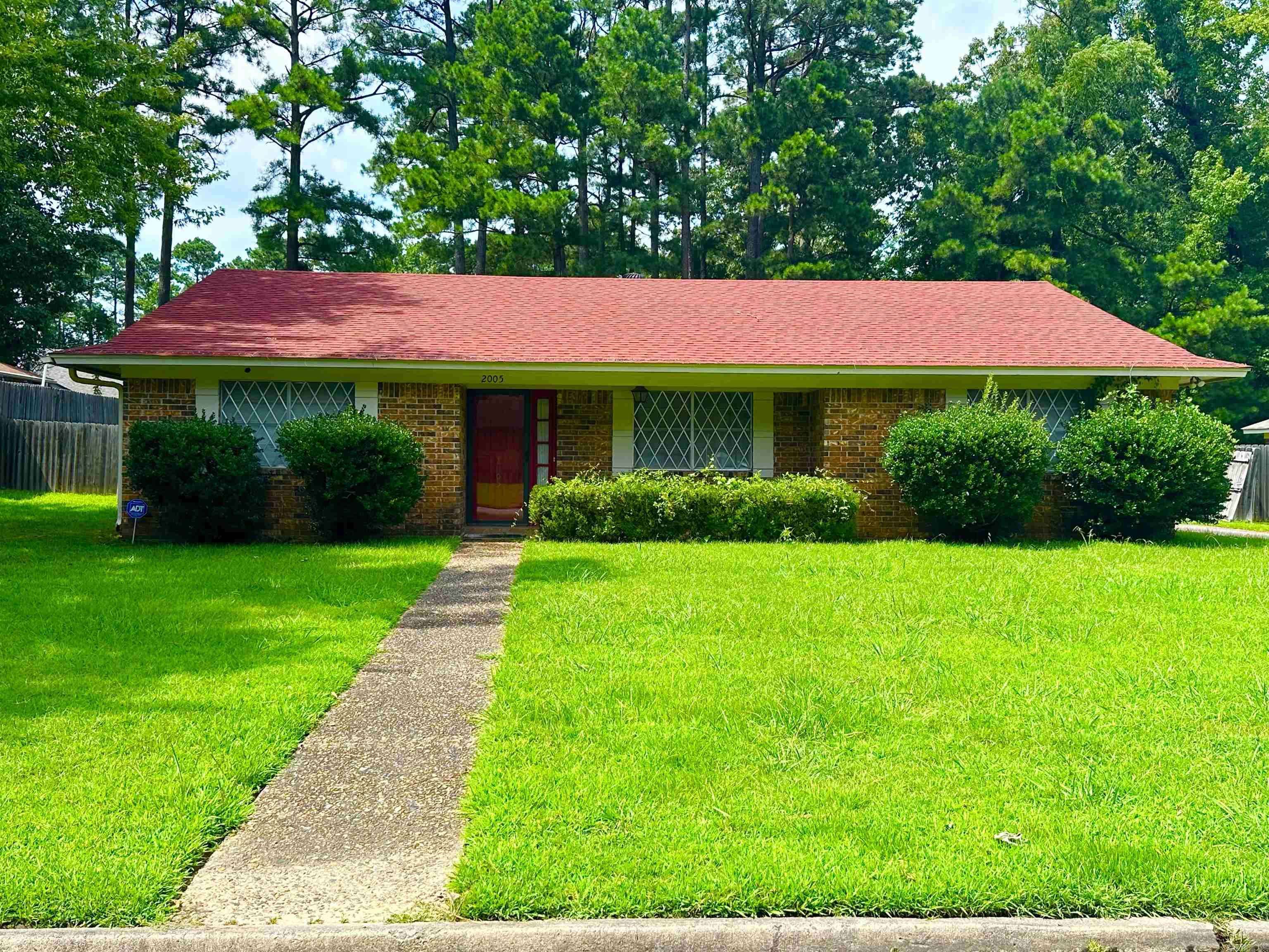 Pine Bluff, AR 71603,2005 Wellington Dr