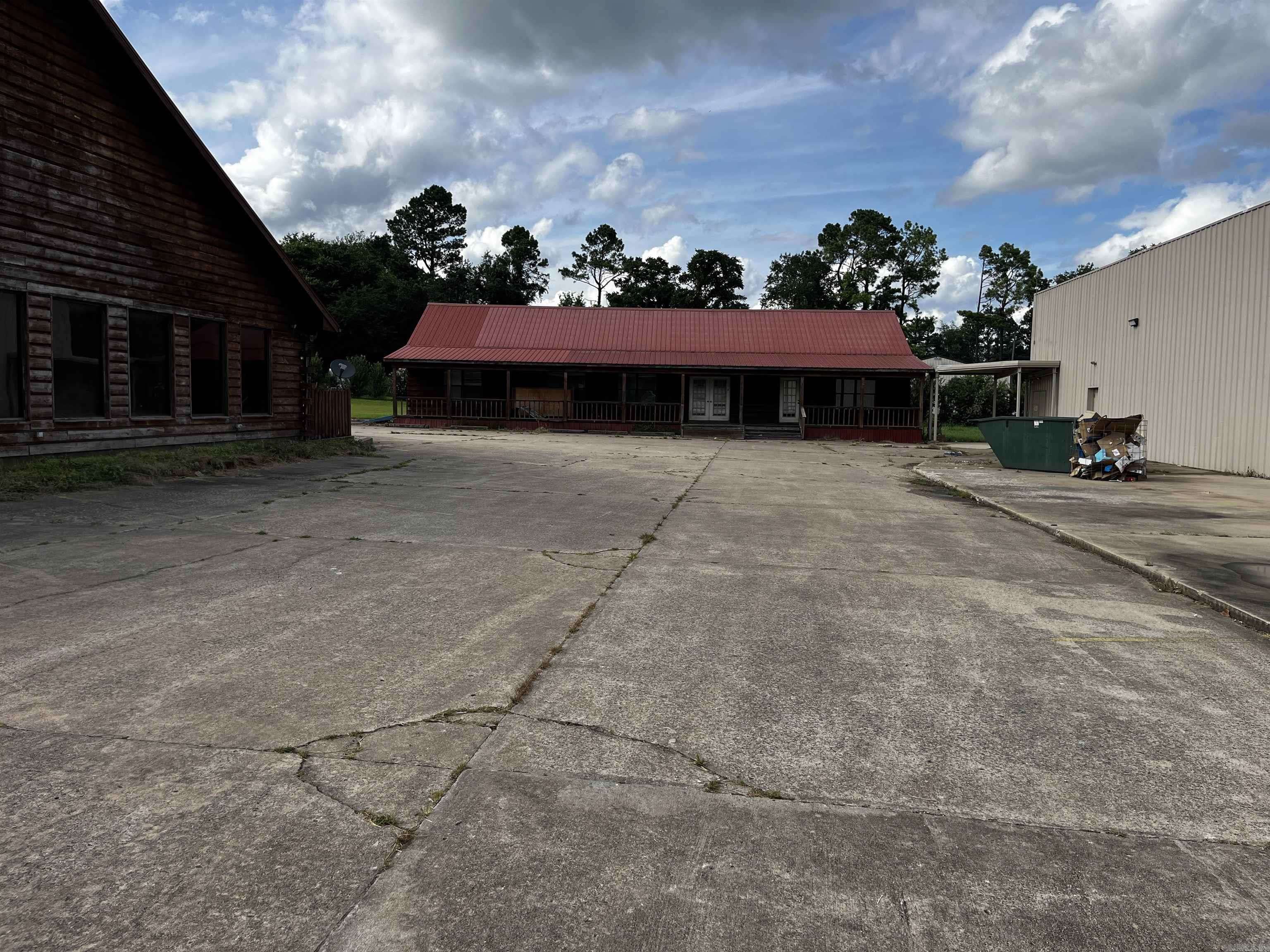 Marshall, AR 72650,Address not disclosed