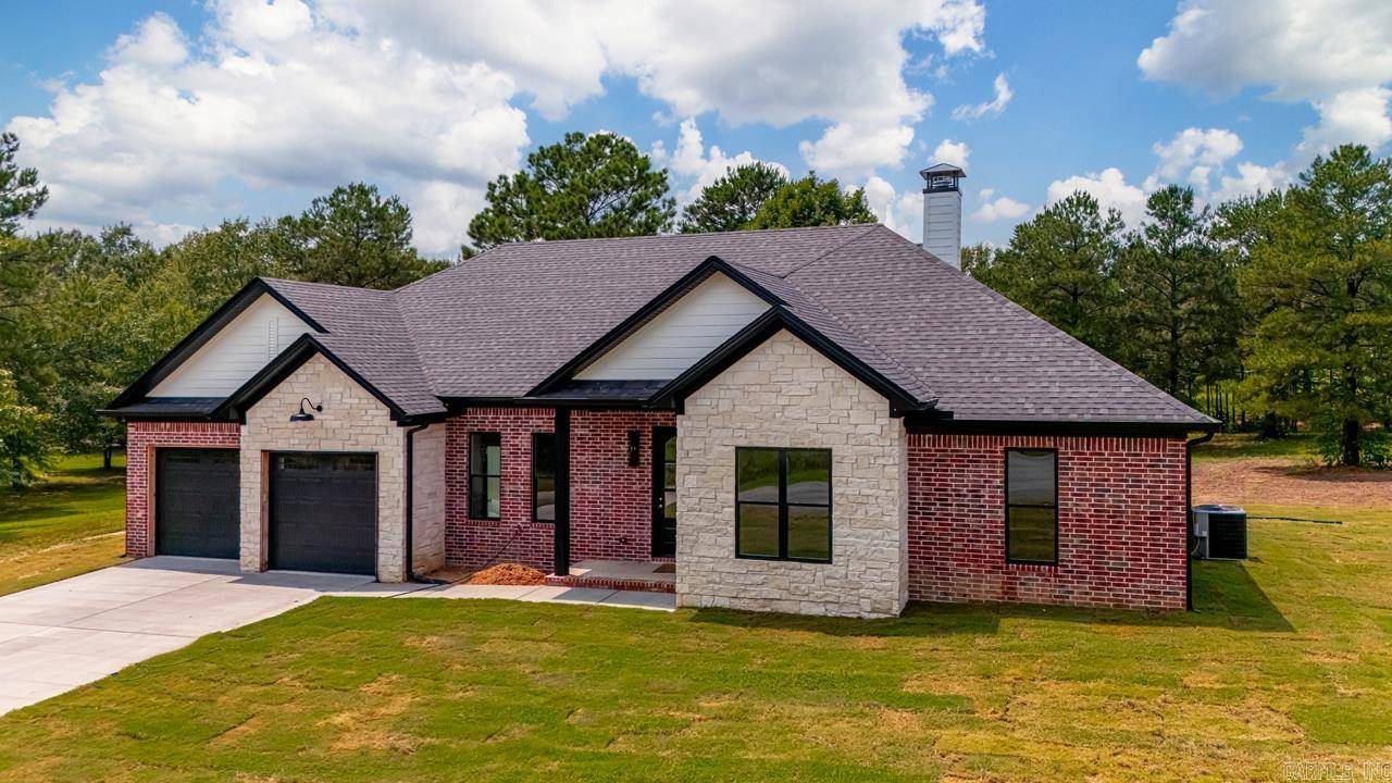 Hensley, AR 72065,5676 Shore Drive