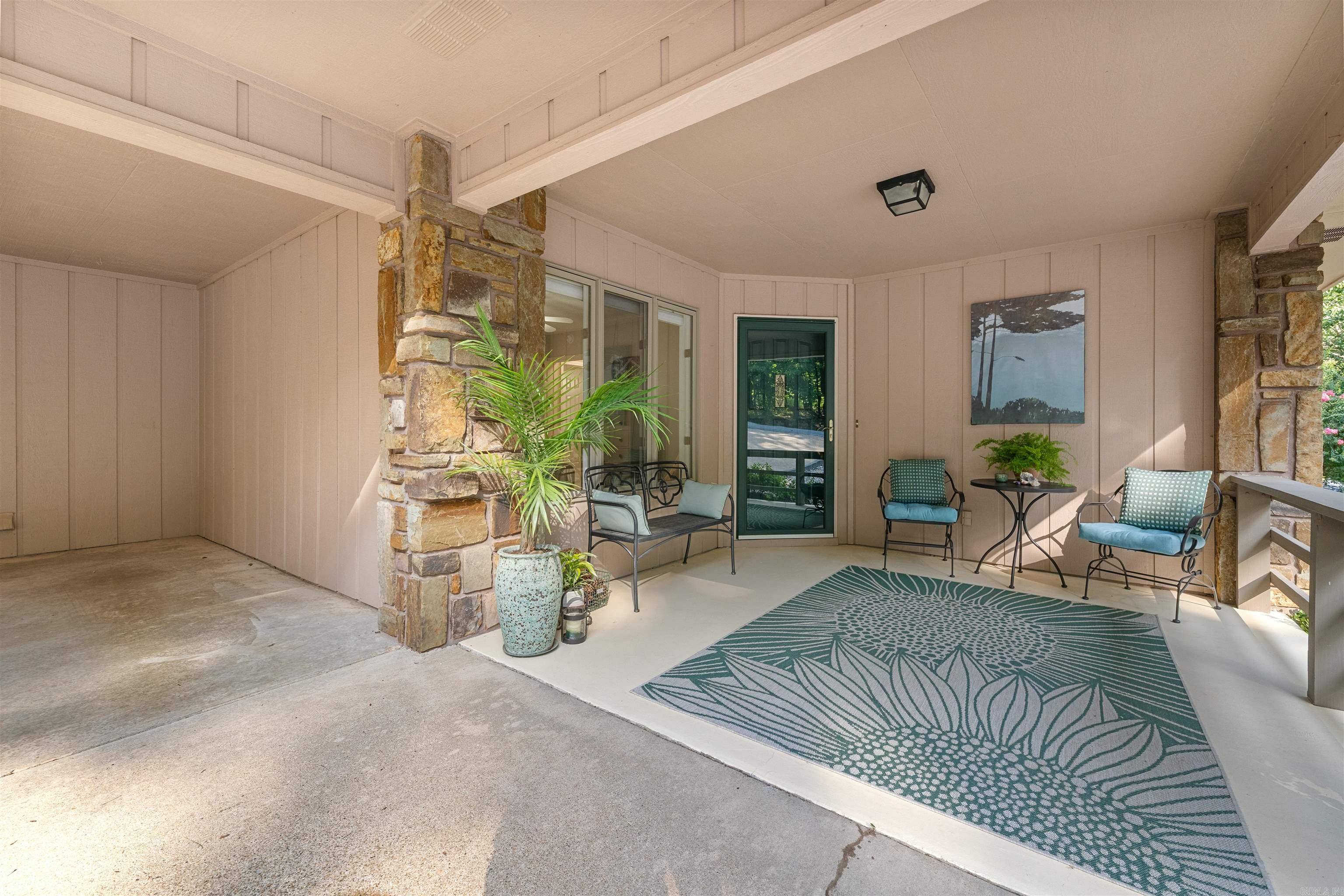 Hot Springs Village, AR 71909,2 Charnela Lane