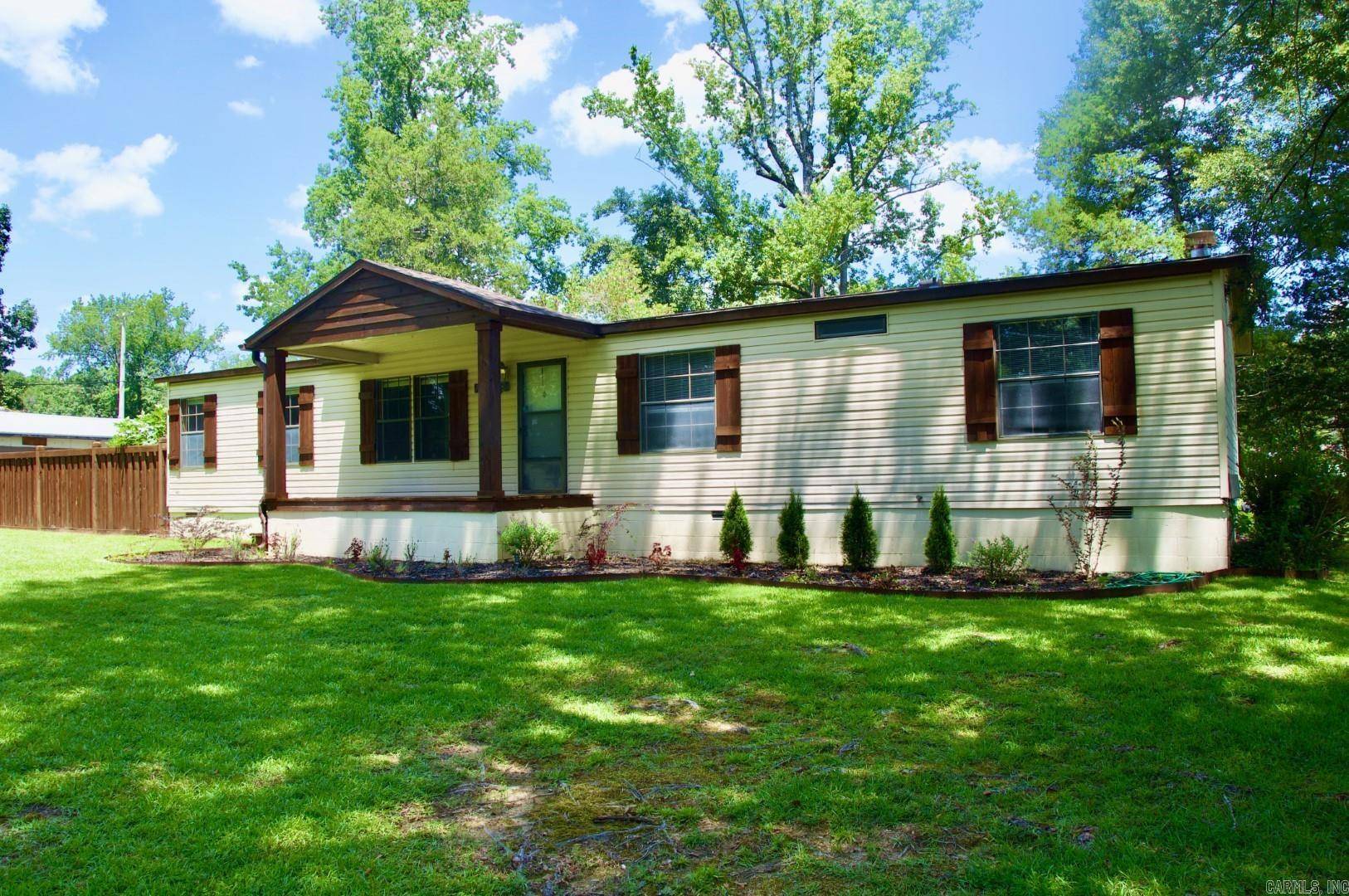 Hot Springs, AR 71913,1516 Treasure Isle Road