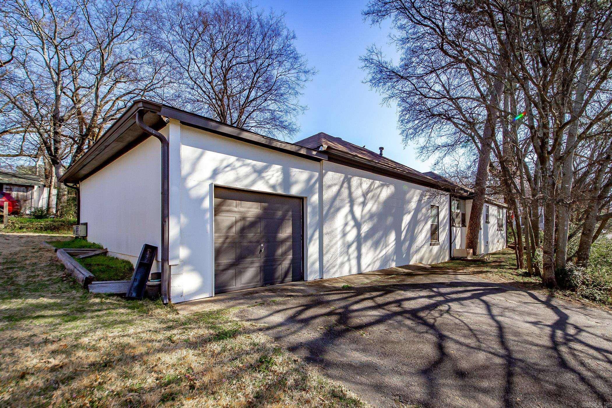 Little Rock, AR 72205,1100 N Polk Street