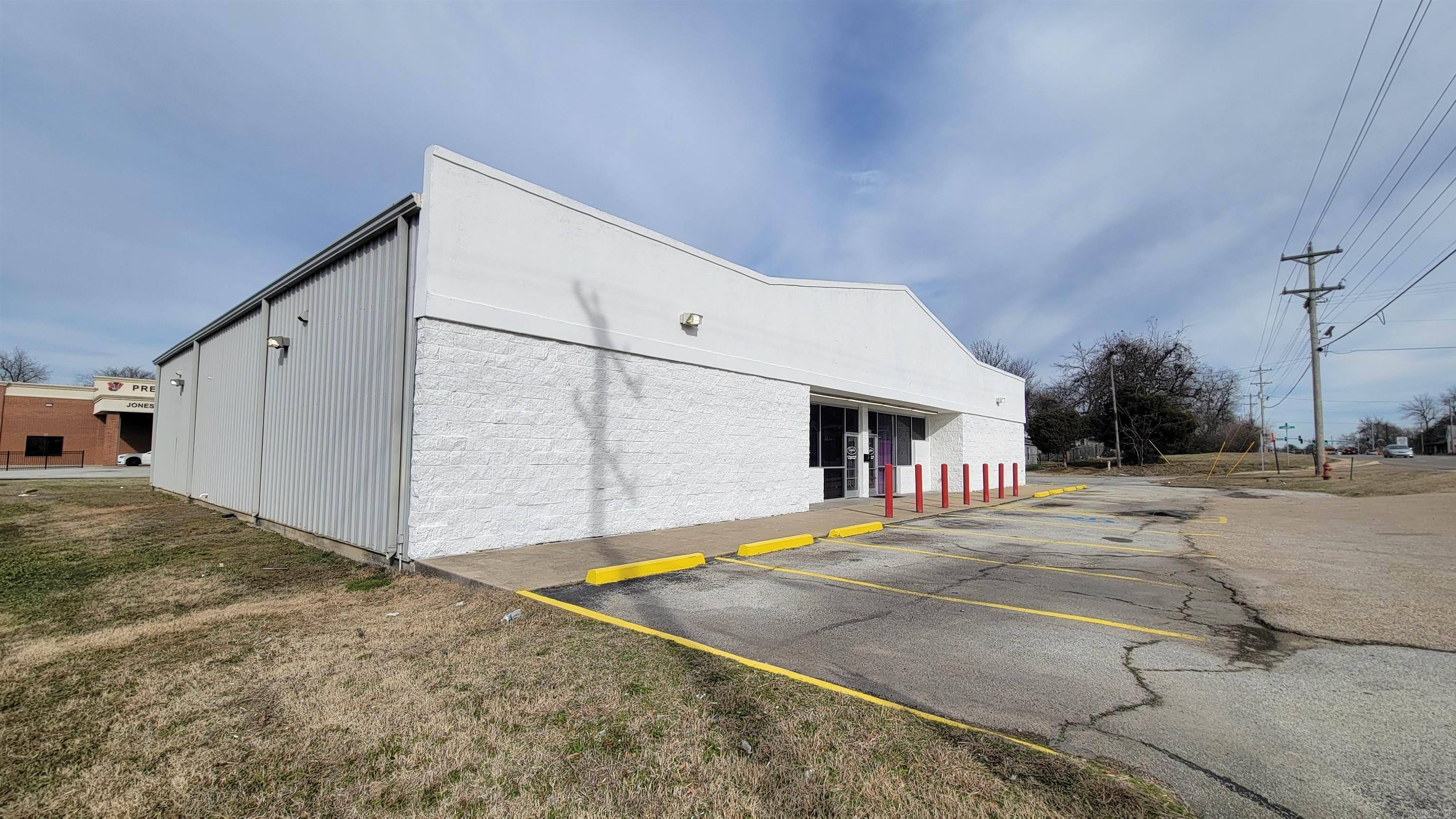 Jonesboro, AR 72401,316 E Johnson