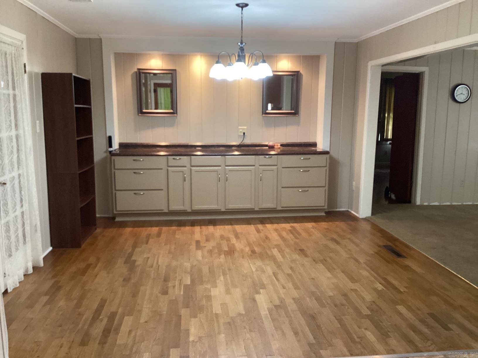 Hope, AR 71801,1300 James St